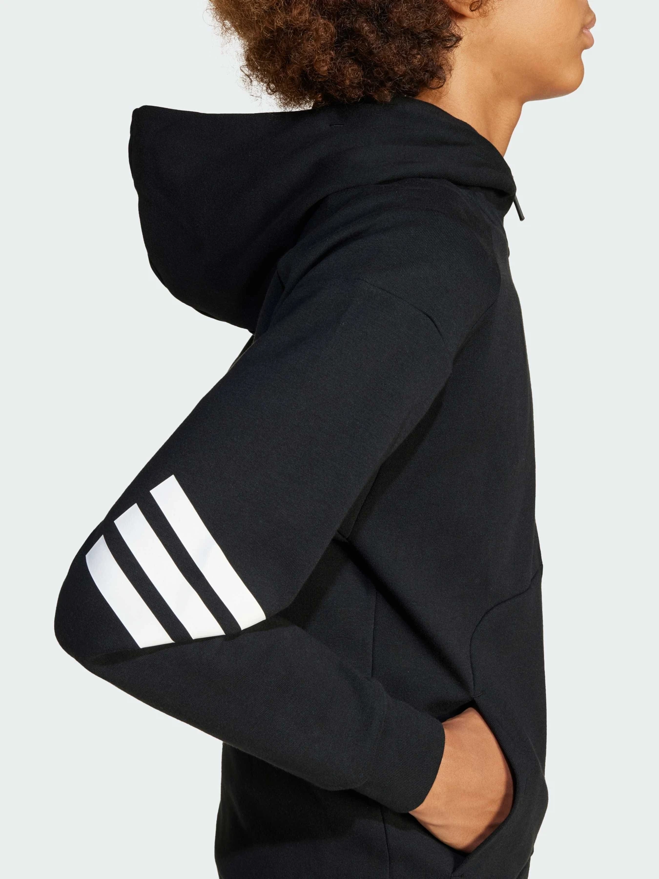 Худі та світшоти Adidas Культові силуети модель JJ4801 Худі та світшоти Adidas Культові силуети модель JJ4801 Фото