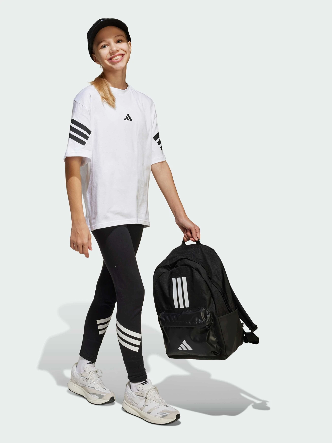 Футболки и поло Adidas Культовые силуэты модель JN8088 Футболки и поло Adidas Культовые силуэты модель JN8088 Фото