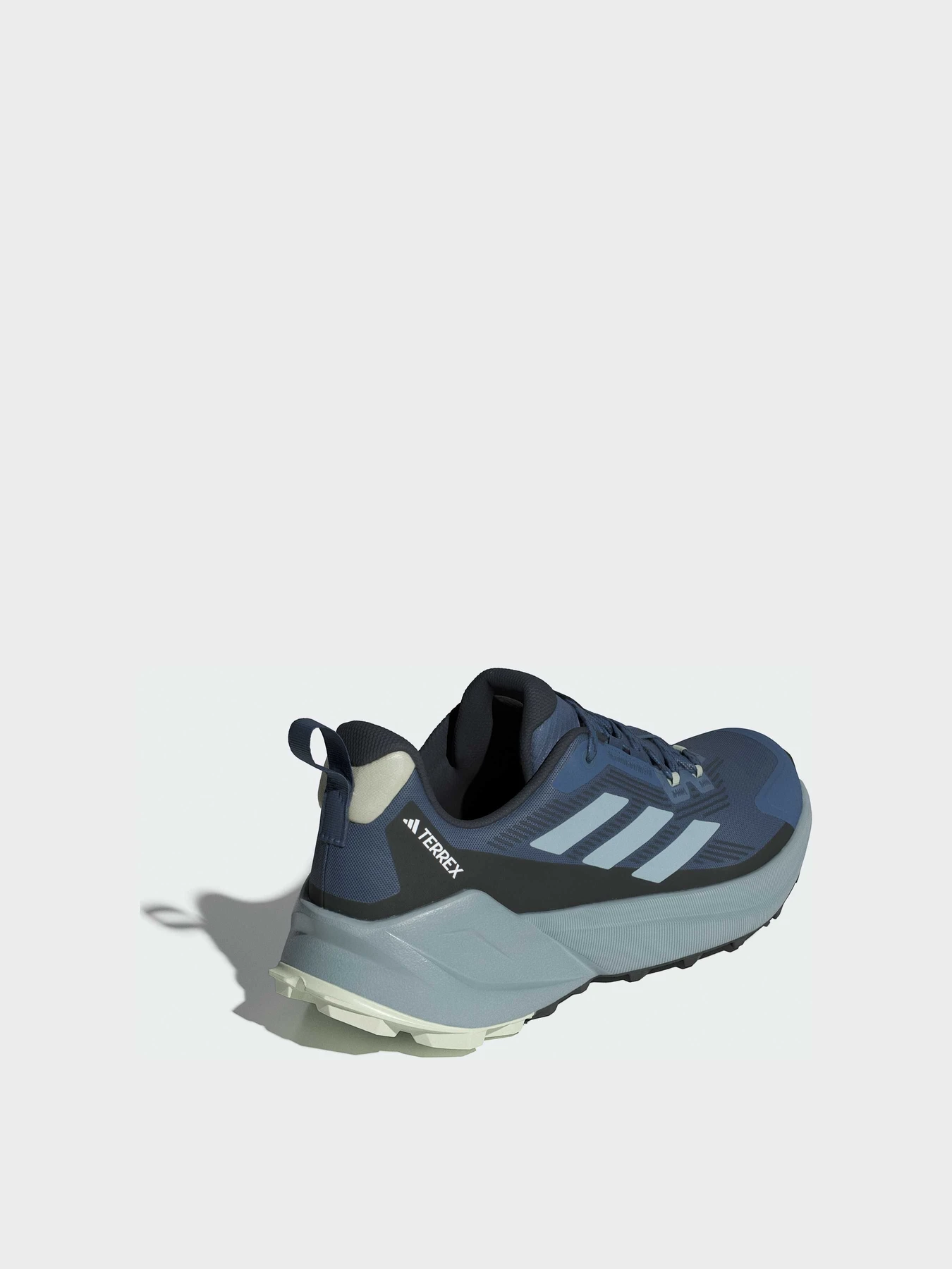 Кроссовки Adidas модель IH6348 Кроссовки Adidas модель IH6348 Фото