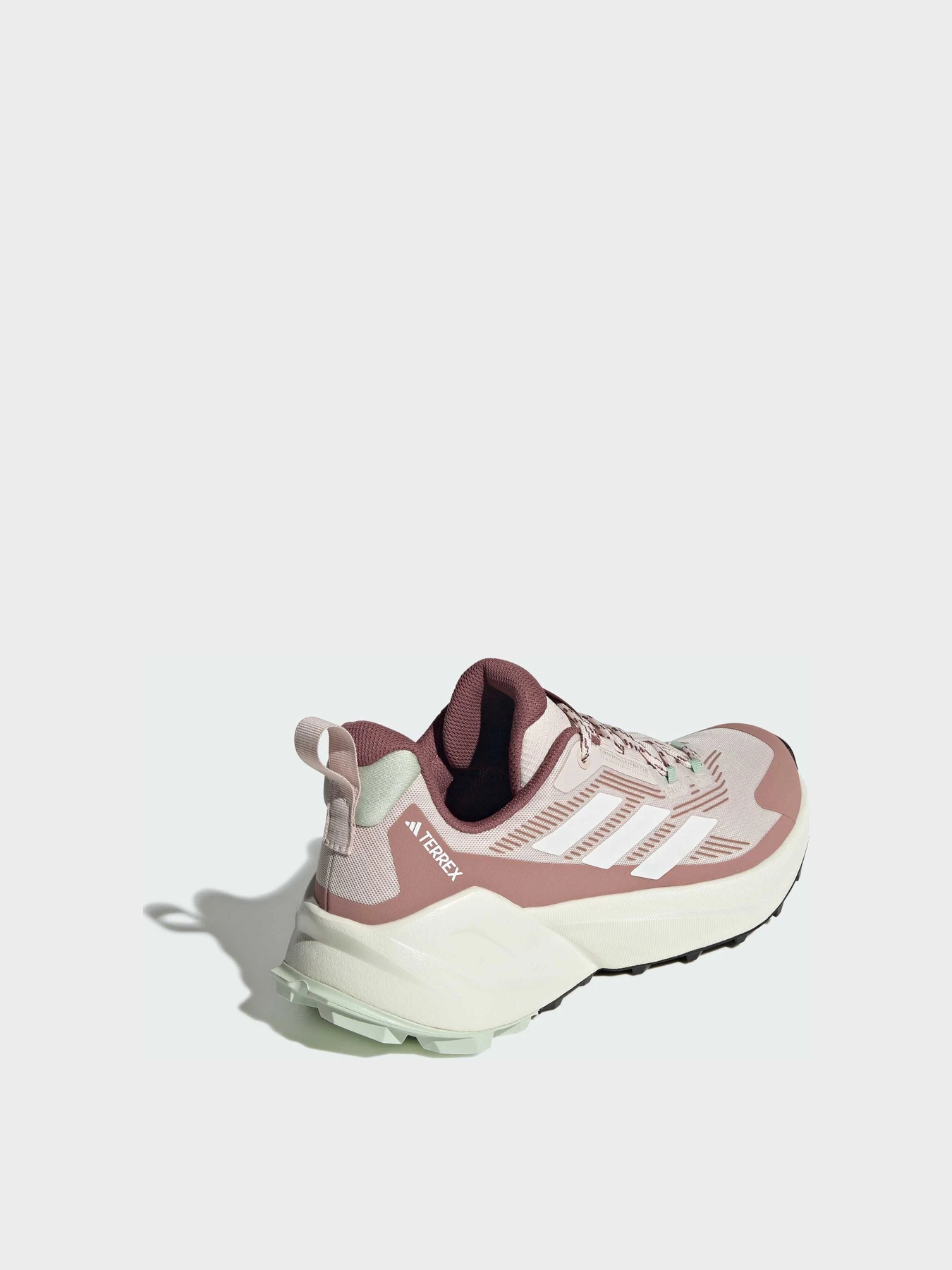 Кроссовки Adidas модель IH6351 Кроссовки Adidas модель IH6351 Фото