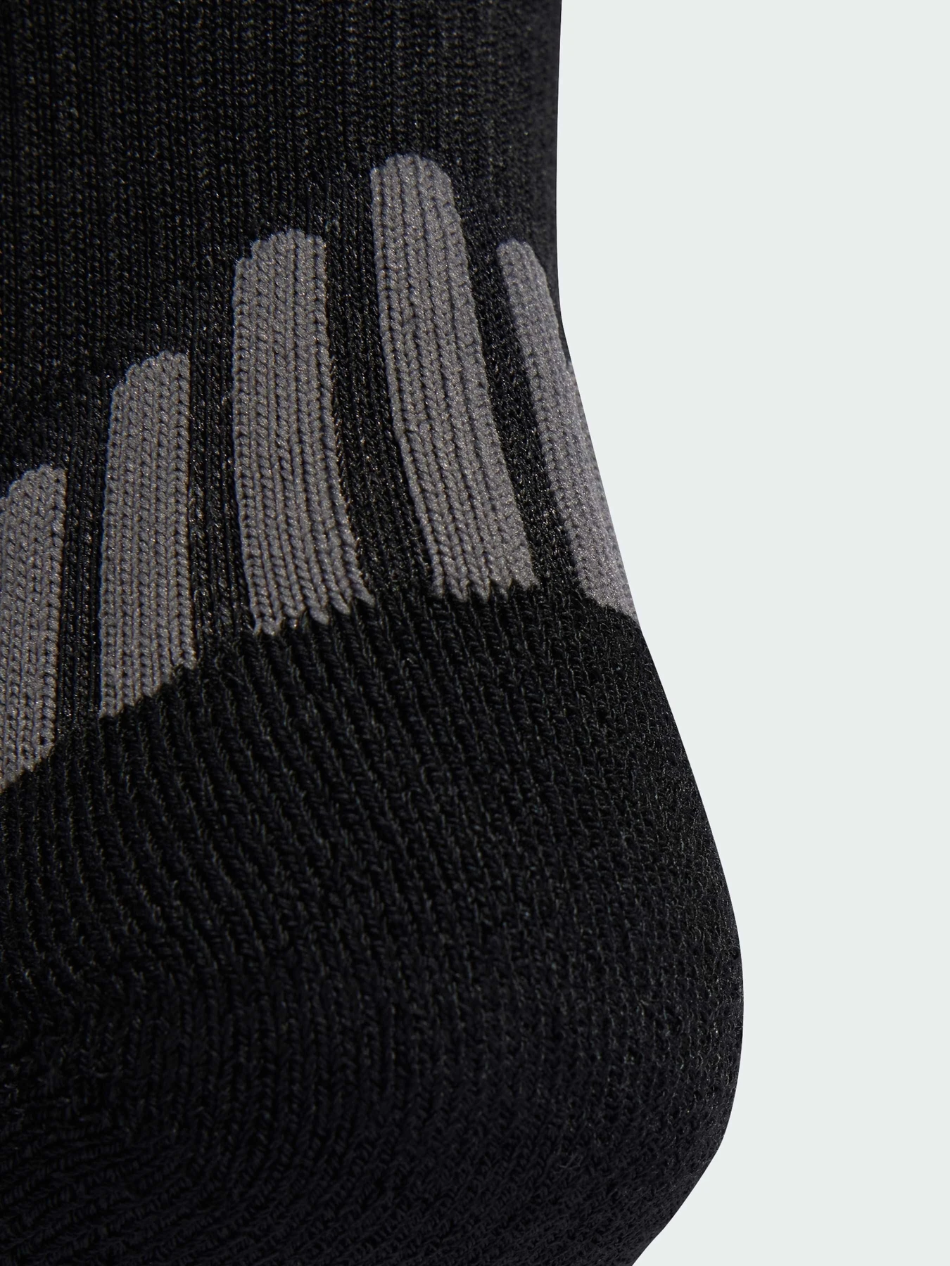 Шкарпетки та гольфи Adidas модель IW5556 Шкарпетки та гольфи Adidas модель IW5556 Фото
