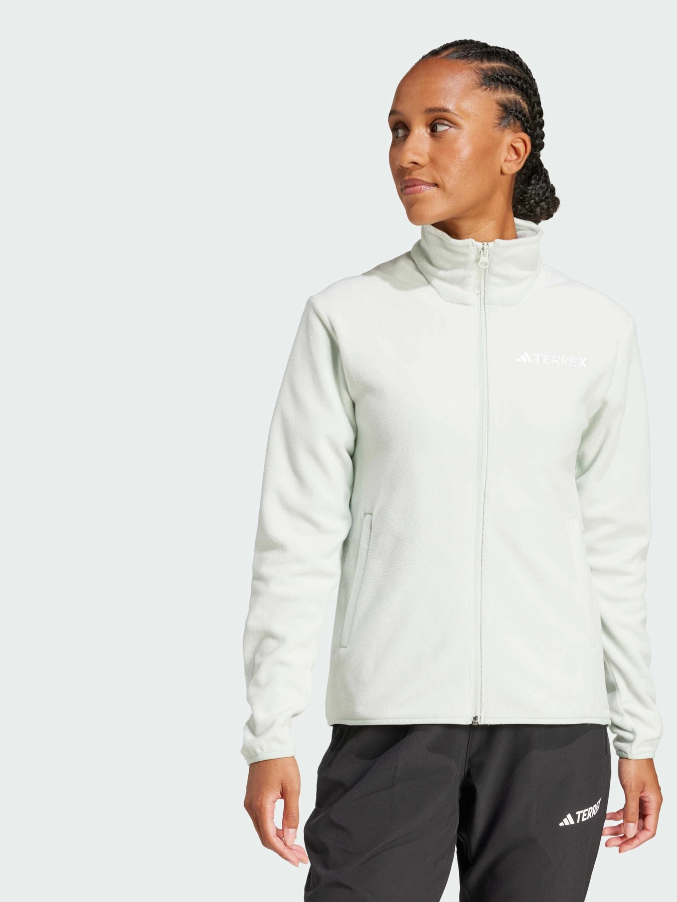 Куртки та дублянки Adidas модель JP0801 Фото