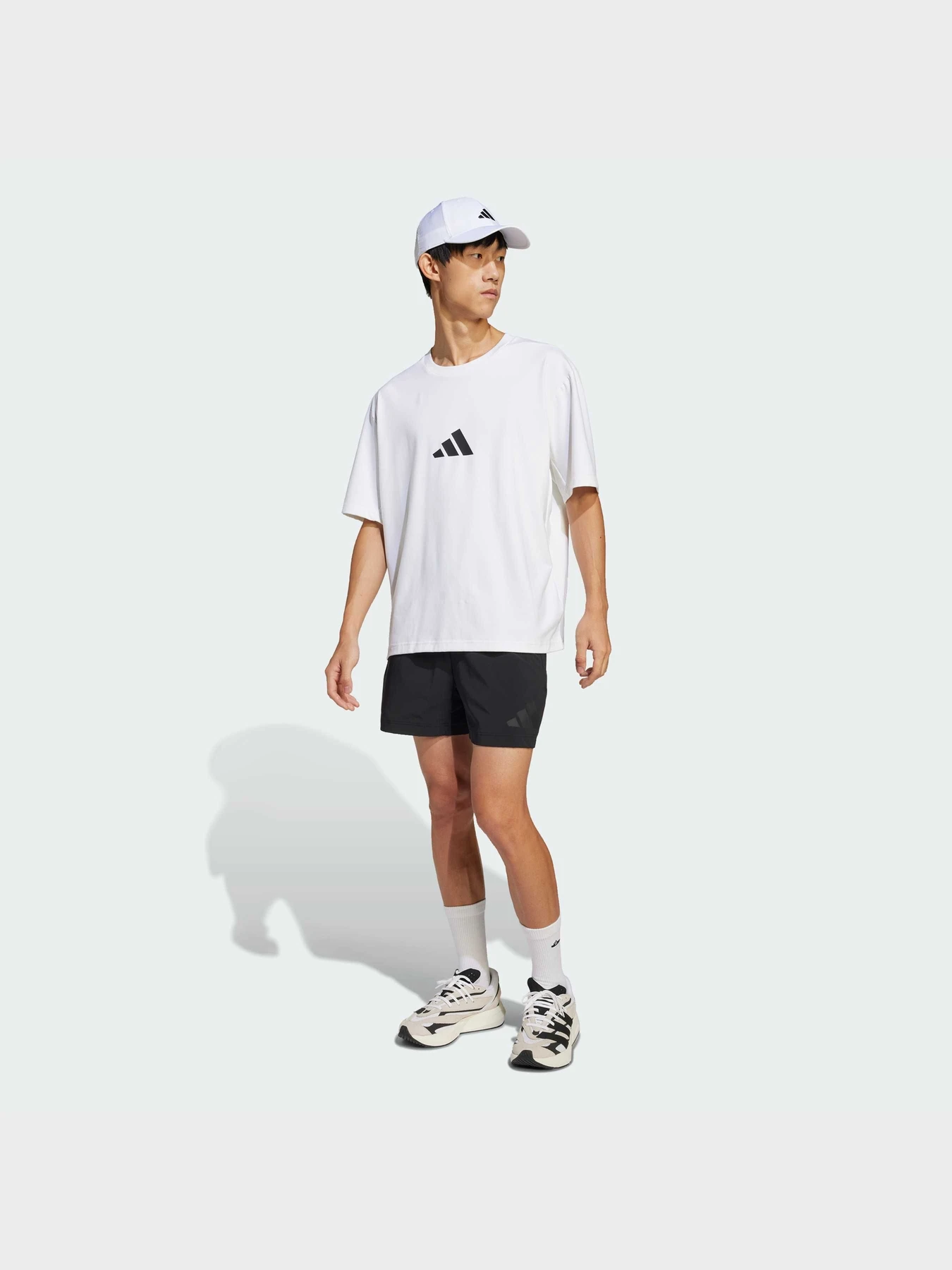 Футболки і поло Adidas ZNE модель JC5482 Футболки і поло Adidas ZNE модель JC5482 Фото