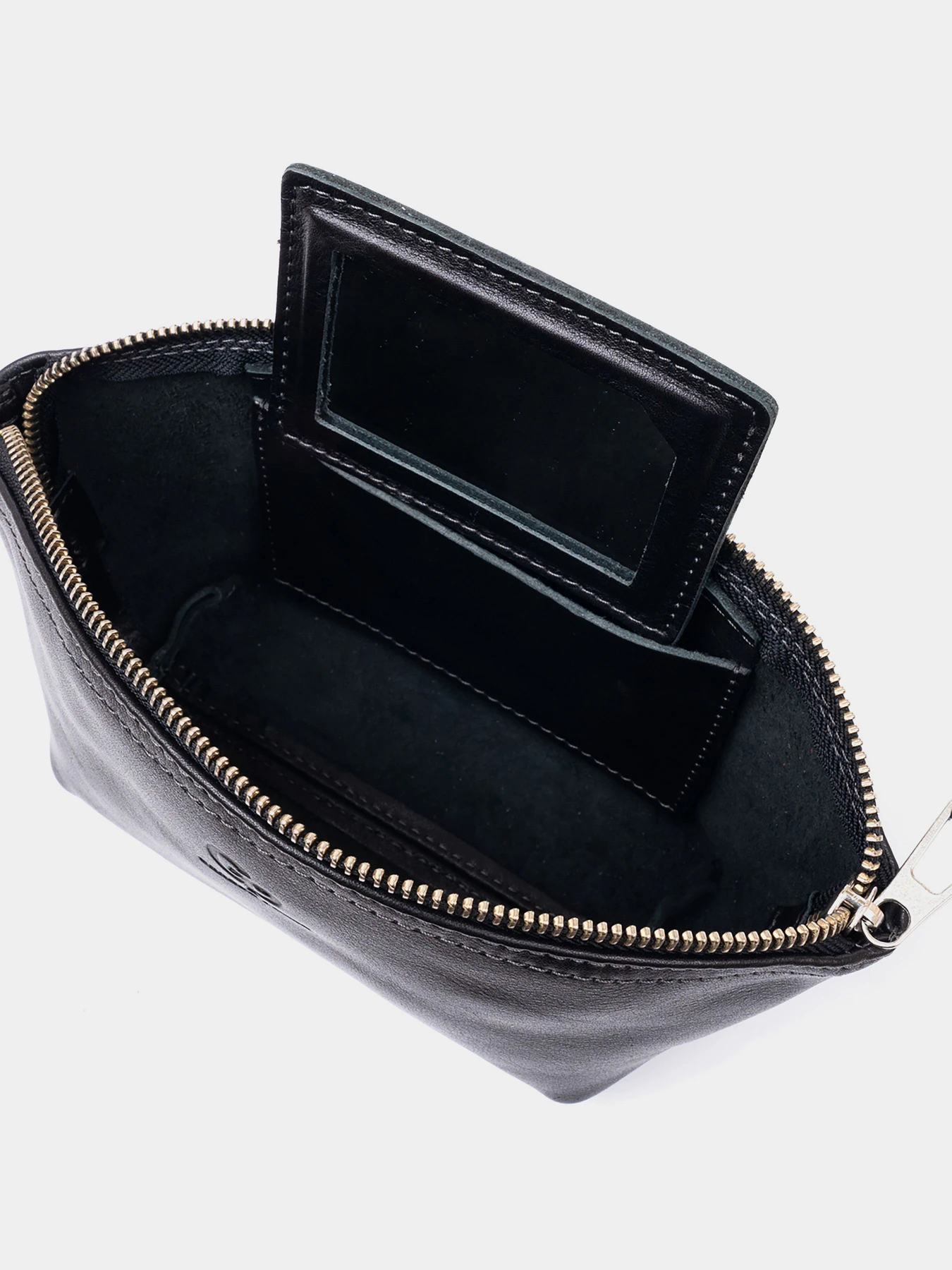 Женская косметичка из кожи Amelin GRANDE PELLE Черная Grande Pelle модель bag24_11302 Женская косметичка из кожи Amelin GRANDE PELLE Черная Grande Pelle модель bag24_11302 Фото