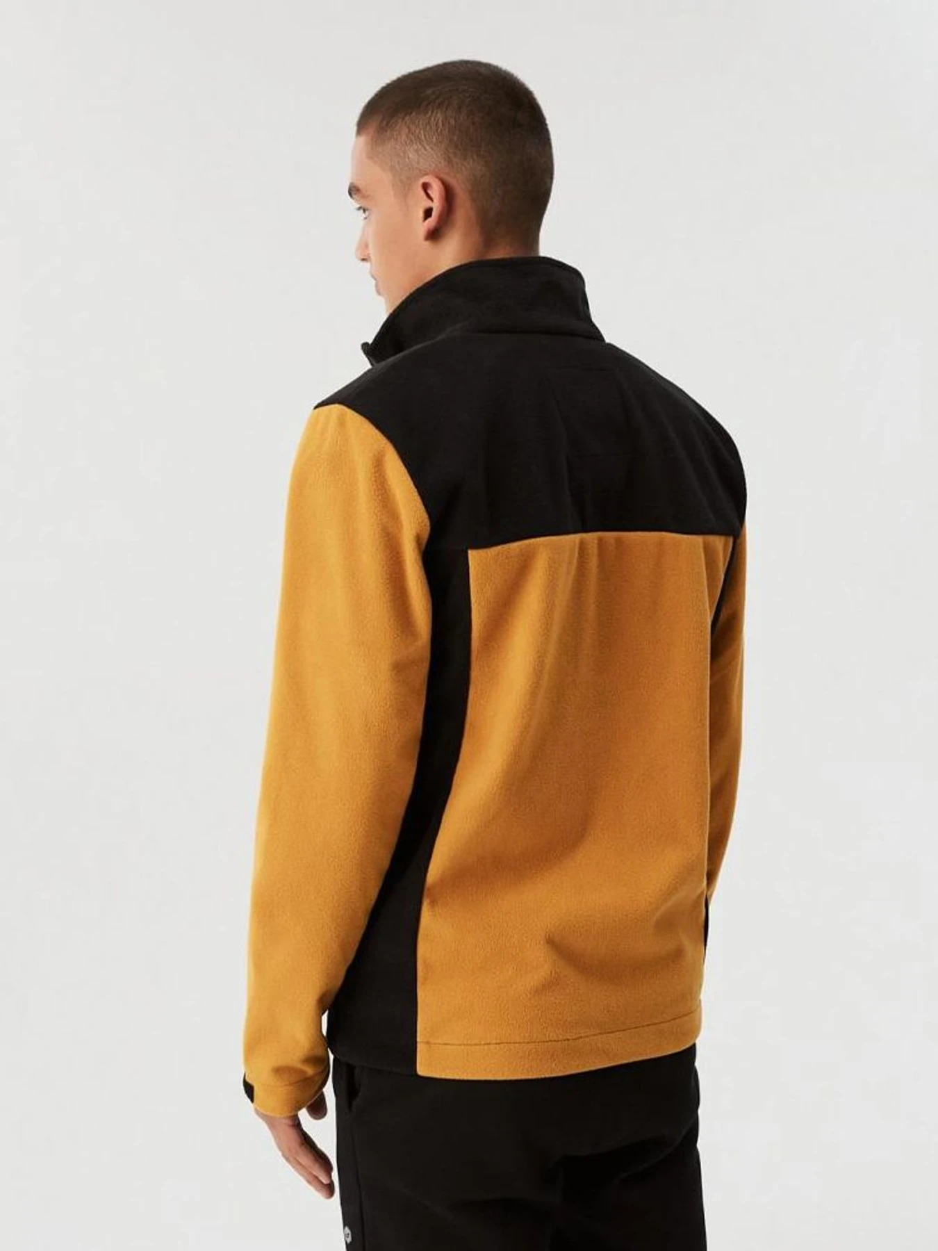 Куртки и дубленки DIVERSE Evo Cancio St модель 10040533 Куртки и дубленки DIVERSE Evo Cancio St модель 10040533 Фото