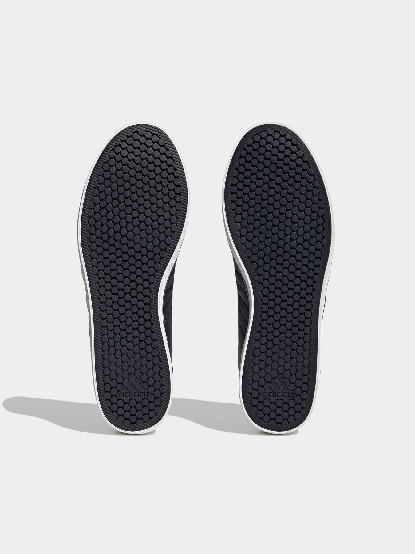 Кеди Adidas модель HP6011 Кеди Adidas модель HP6011 Фото