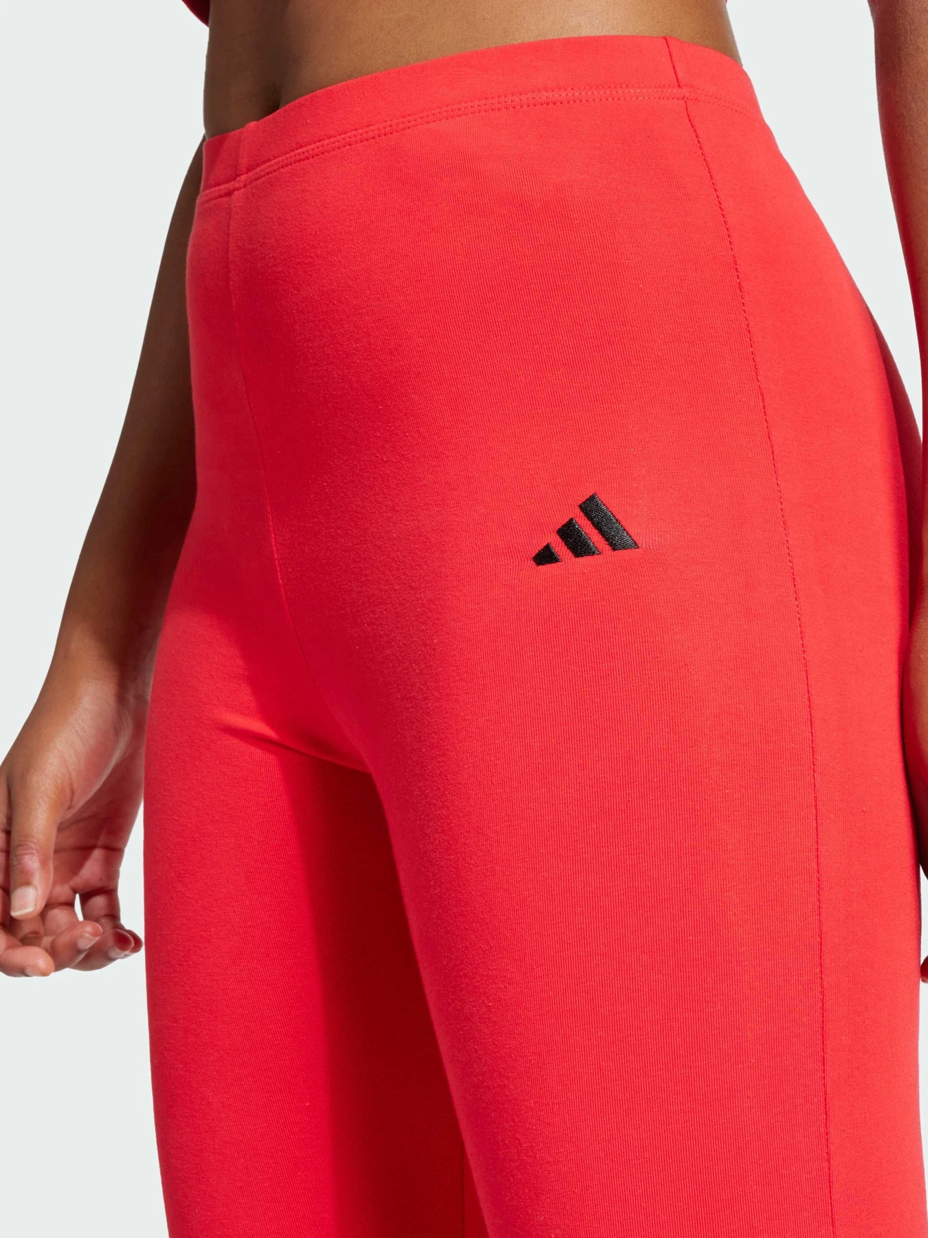 Брюки Adidas модель JD3074 Брюки Adidas модель JD3074 Фото
