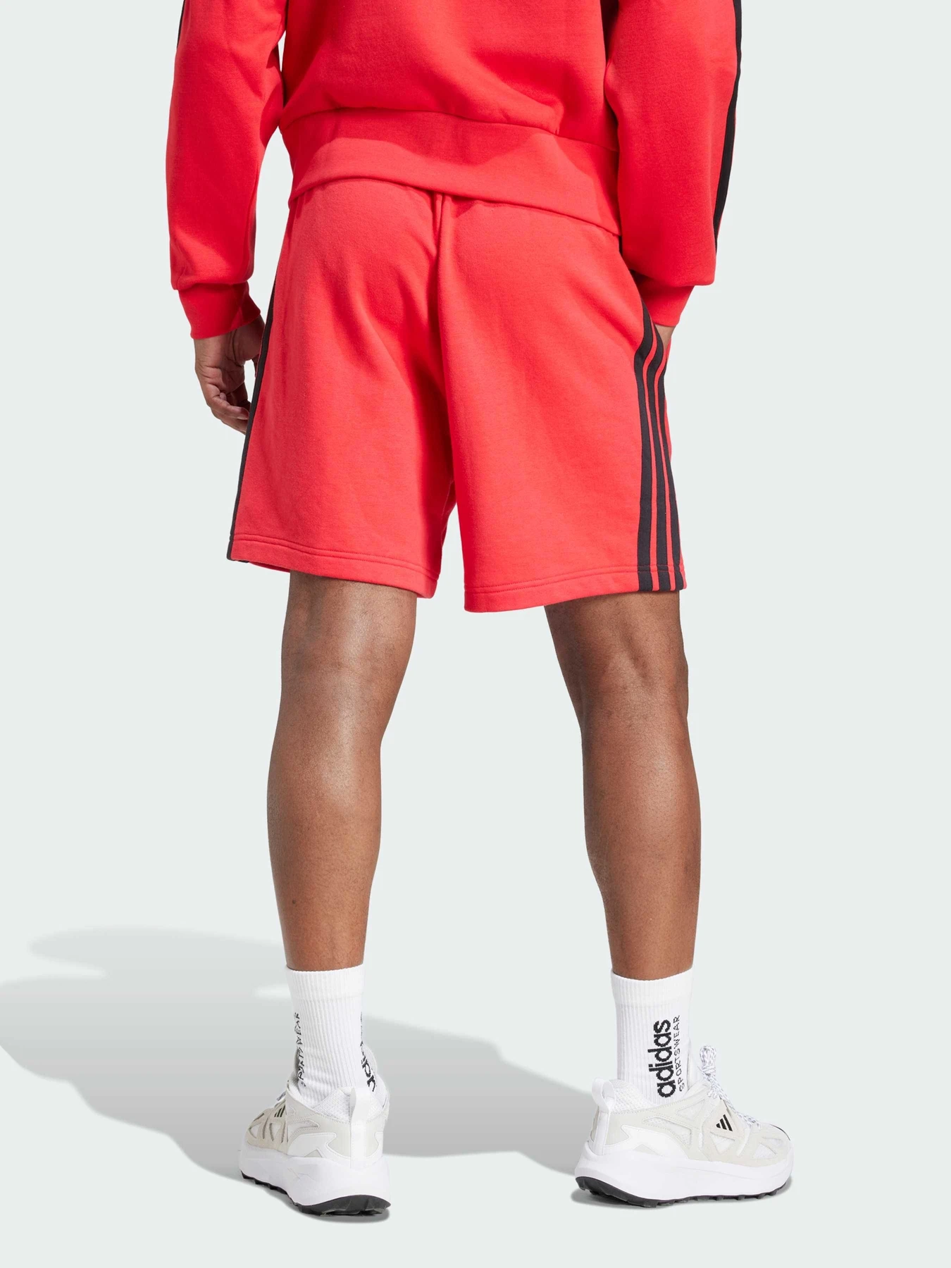Шорты Adidas модель JE6415 Шорты Adidas модель JE6415 Фото