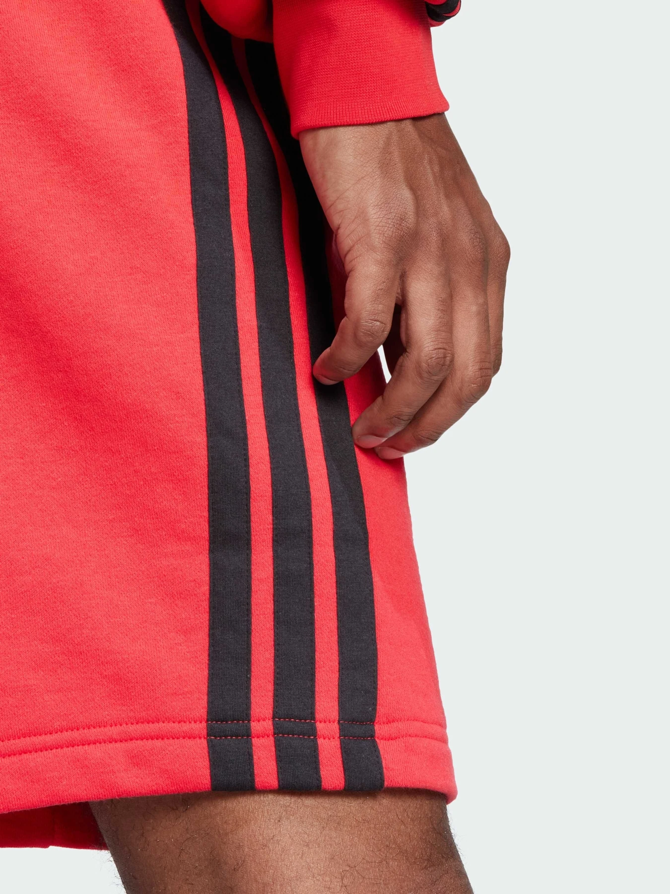 Шорты Adidas модель JE6415 Шорты Adidas модель JE6415 Фото