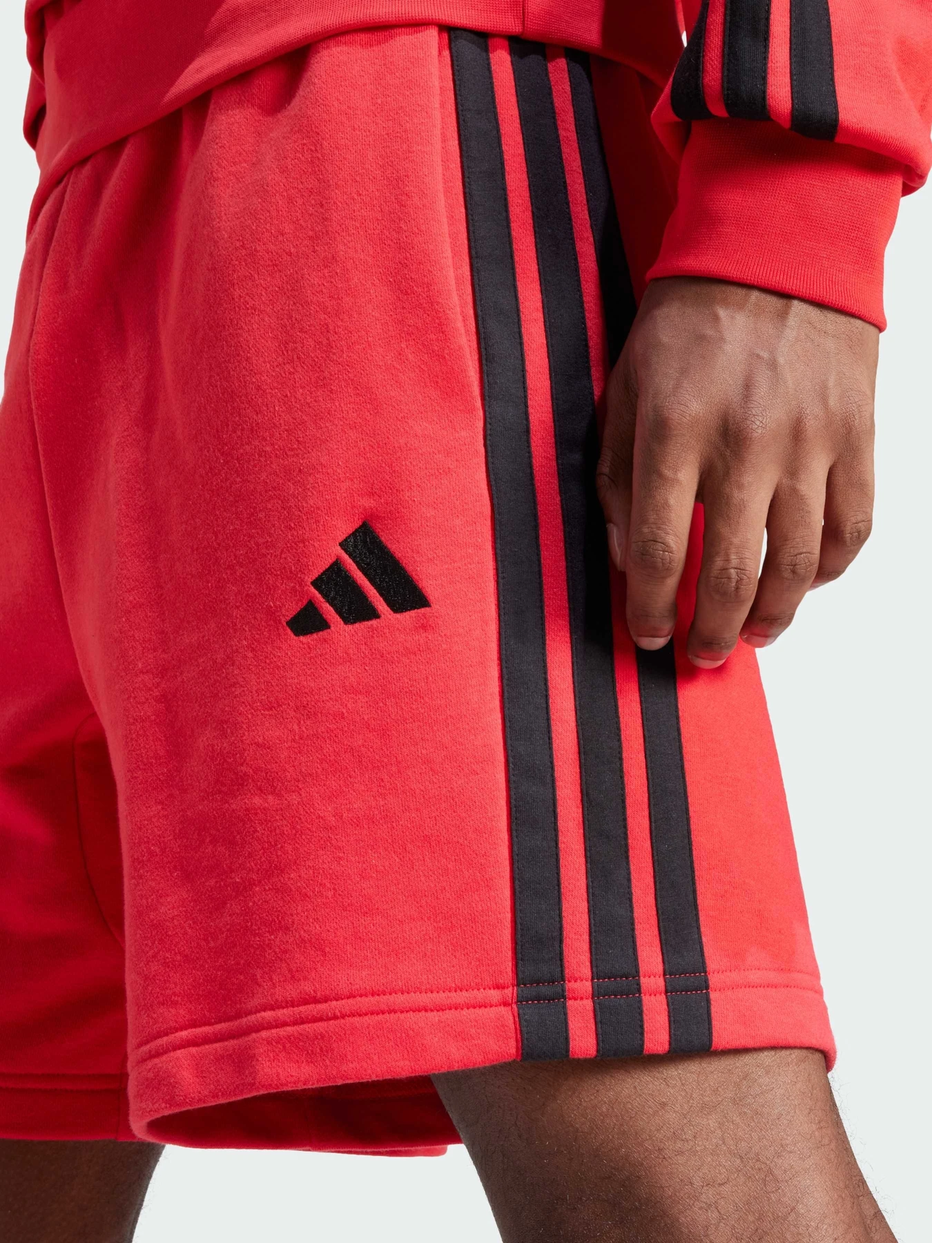 Шорты Adidas модель JE6415 Шорты Adidas модель JE6415 Фото