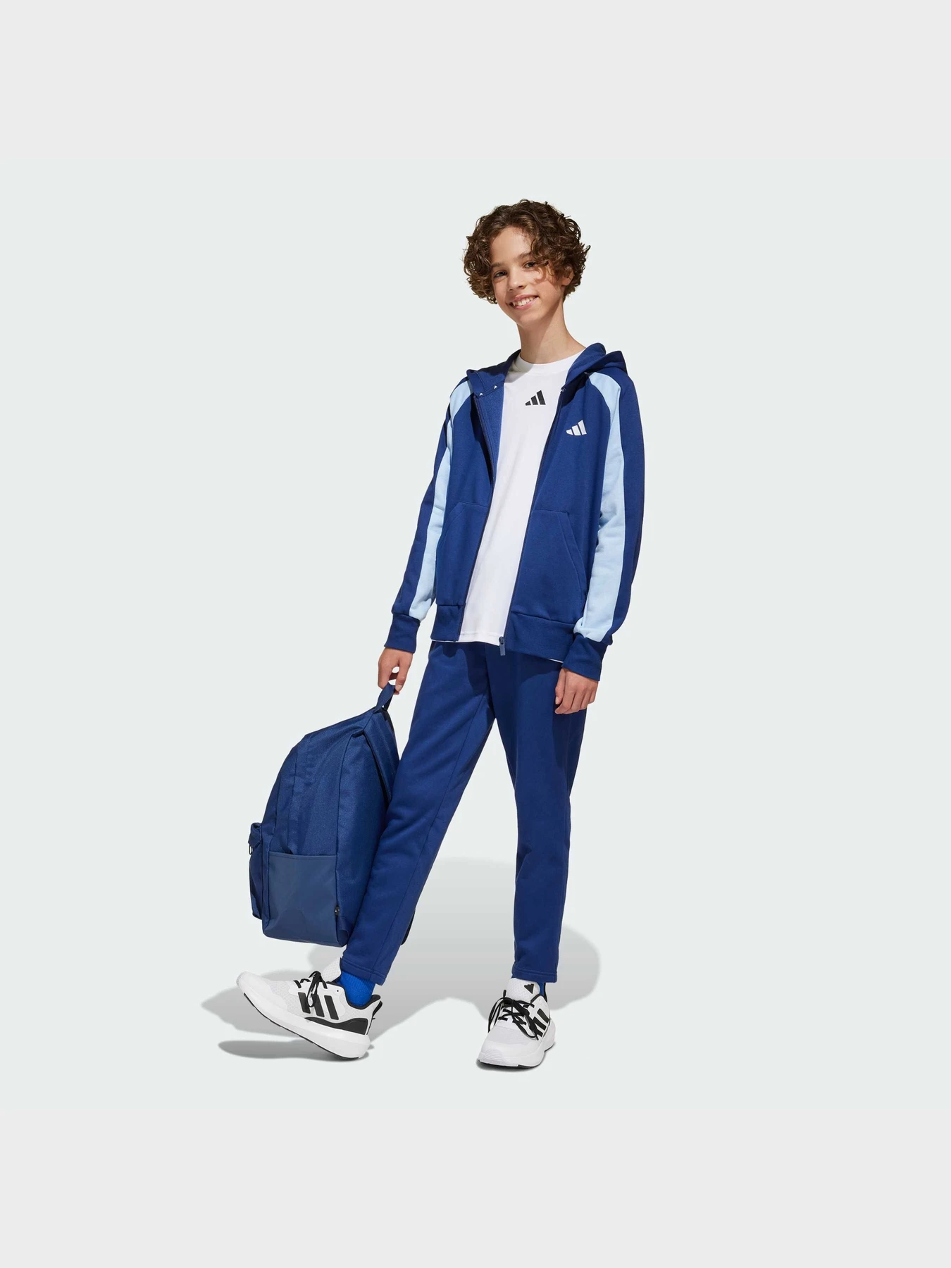 Рюкзаки Adidas модель IS7049 Фото