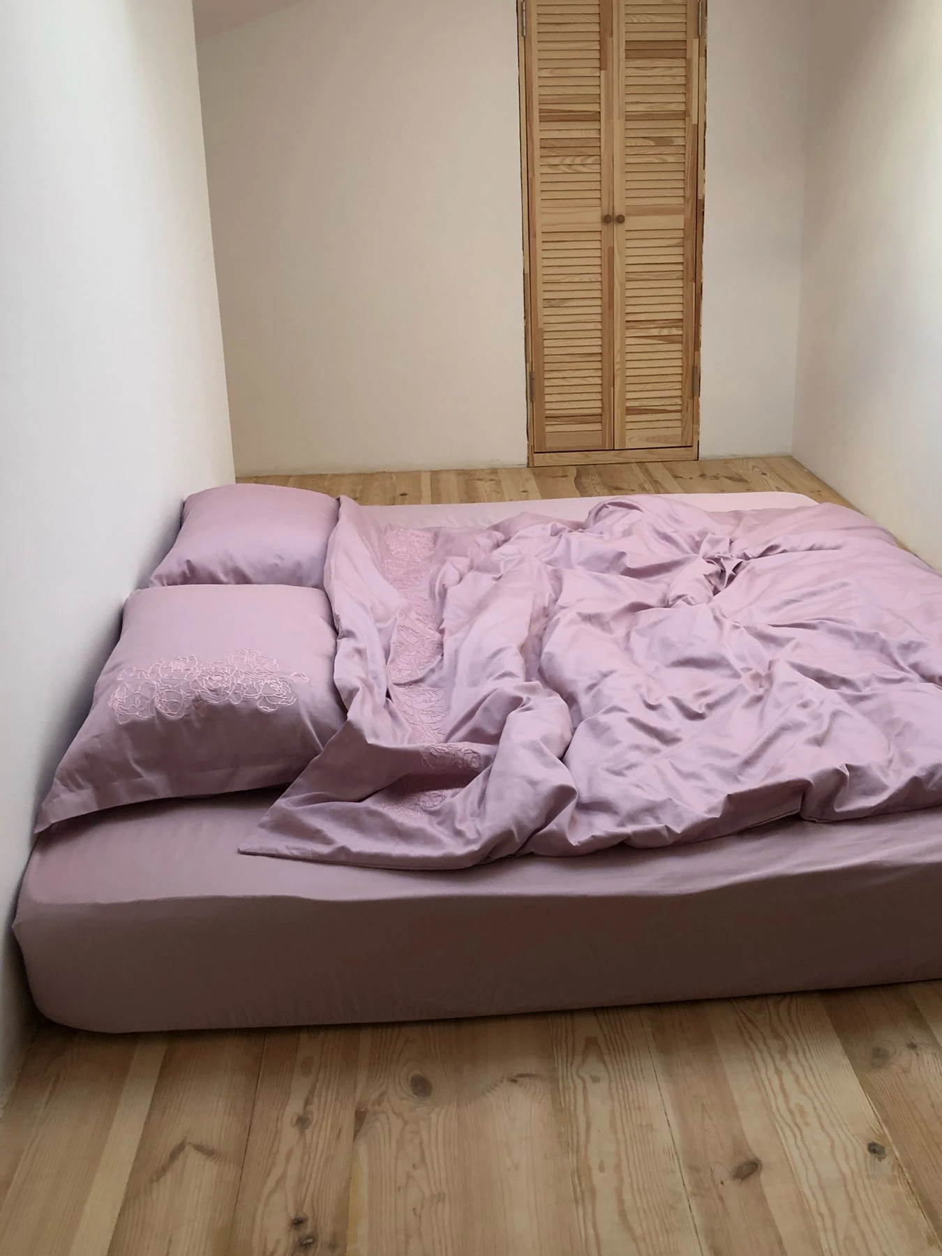 Підковдра рожева з вишитими півоніями Cozy модель 8009460 Фото
