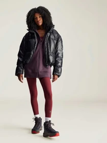 Куртки та дублянки Adidas модель IW9842 Фото