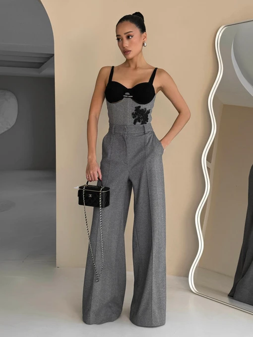 Костюми Jadone Fashion модель KendiTetra_sir Фото