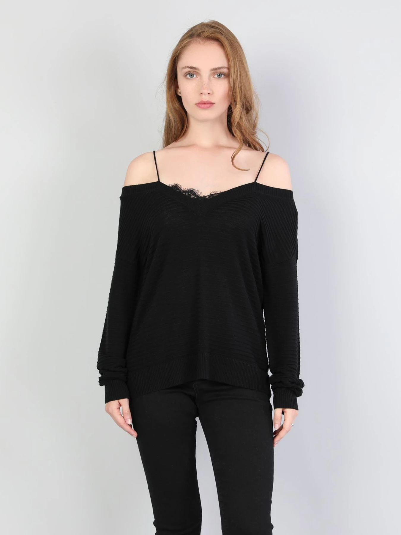 Худи и свитшоты Colin’s модель CL1045024_Q1.V1_BLK Фото