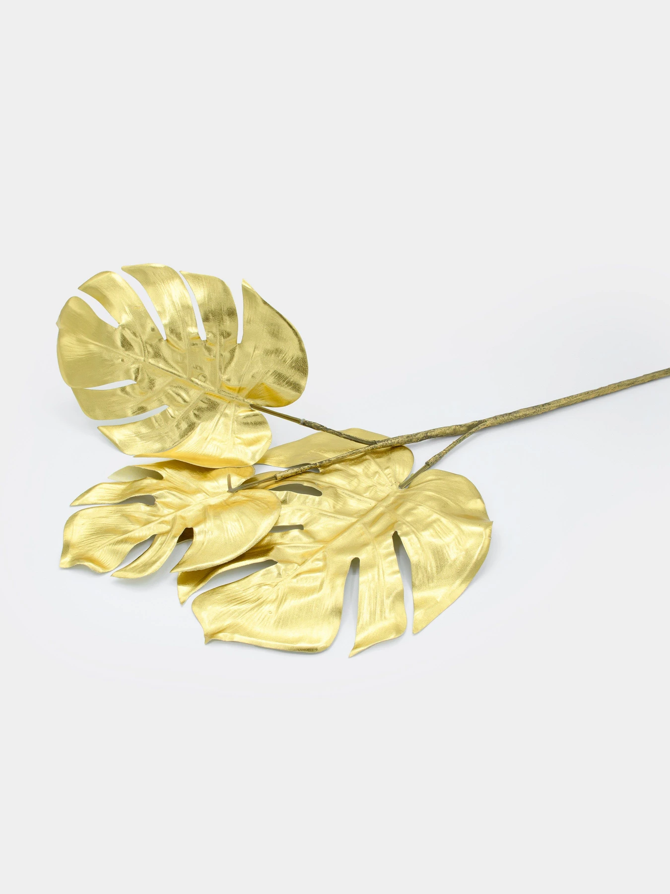 Искусственная ветка "Monstera", золото Engard модель TW-20 Искусственная ветка "Monstera", золото Engard модель TW-20 Фото