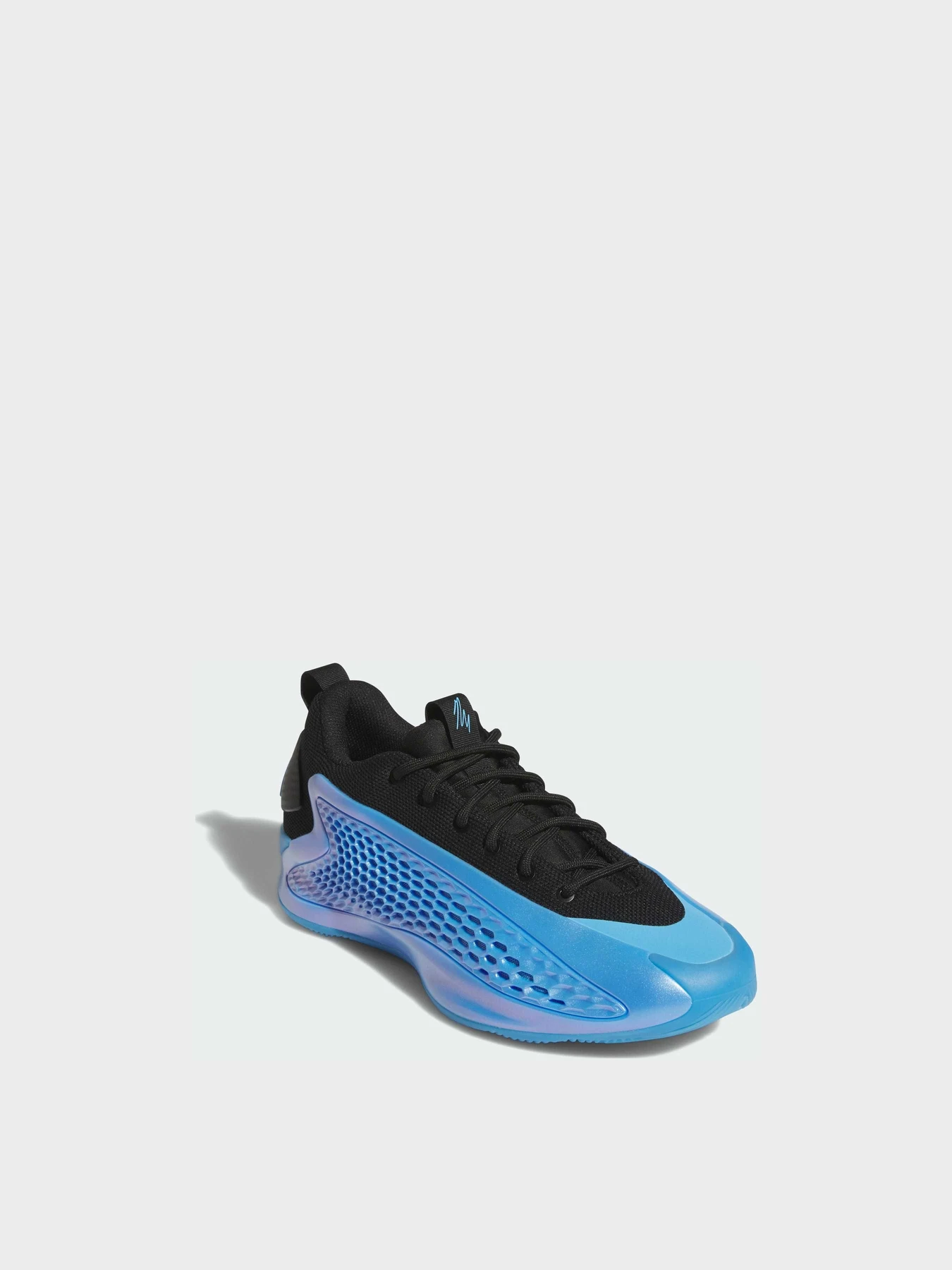 Кроссовки Adidas модель JQ6139 Кроссовки Adidas модель JQ6139 Фото