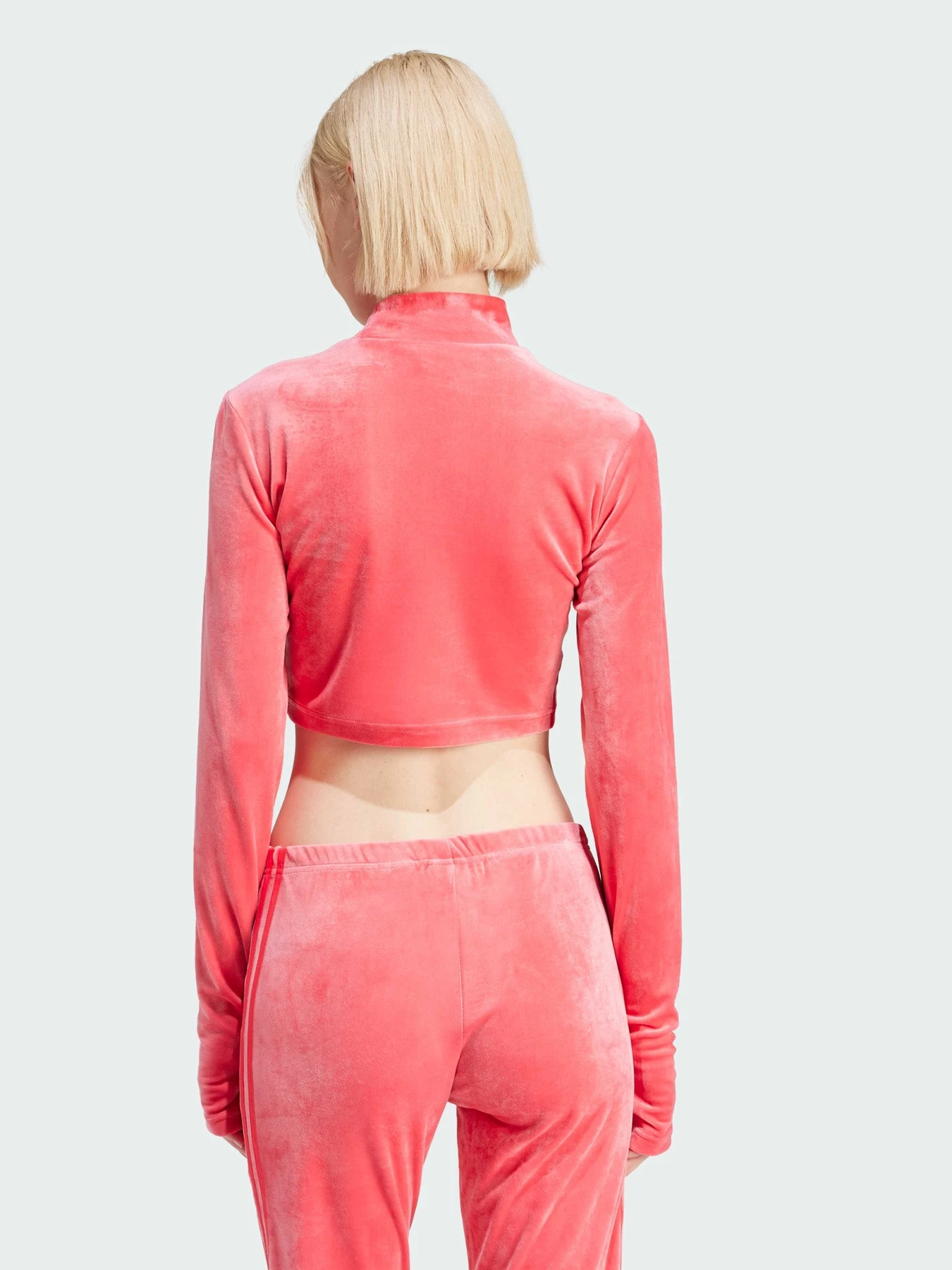 Футболки і поло Adidas модель IT7564 Футболки і поло Adidas модель IT7564 Фото
