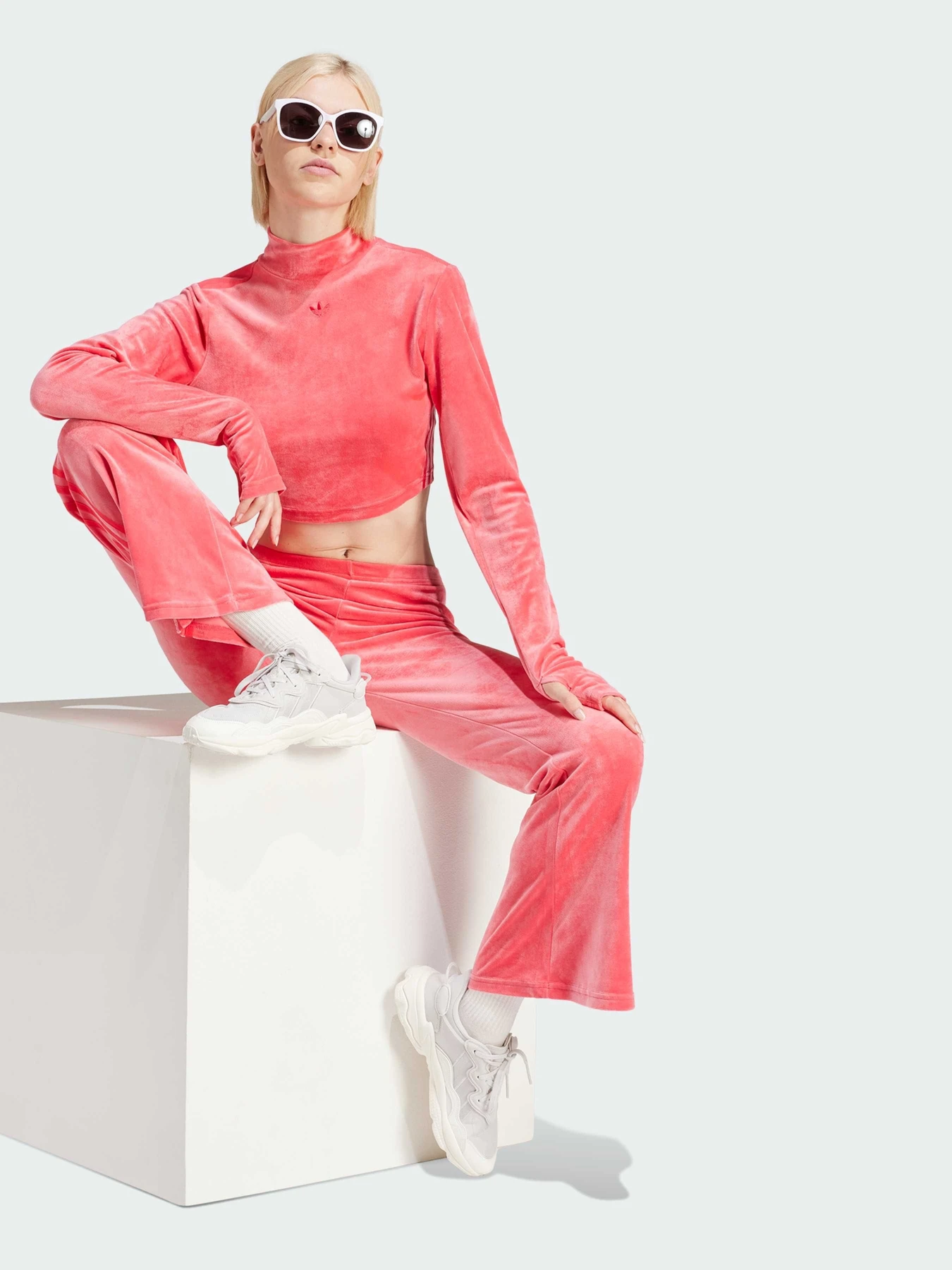 Футболки і поло Adidas модель IT7564 Футболки і поло Adidas модель IT7564 Фото