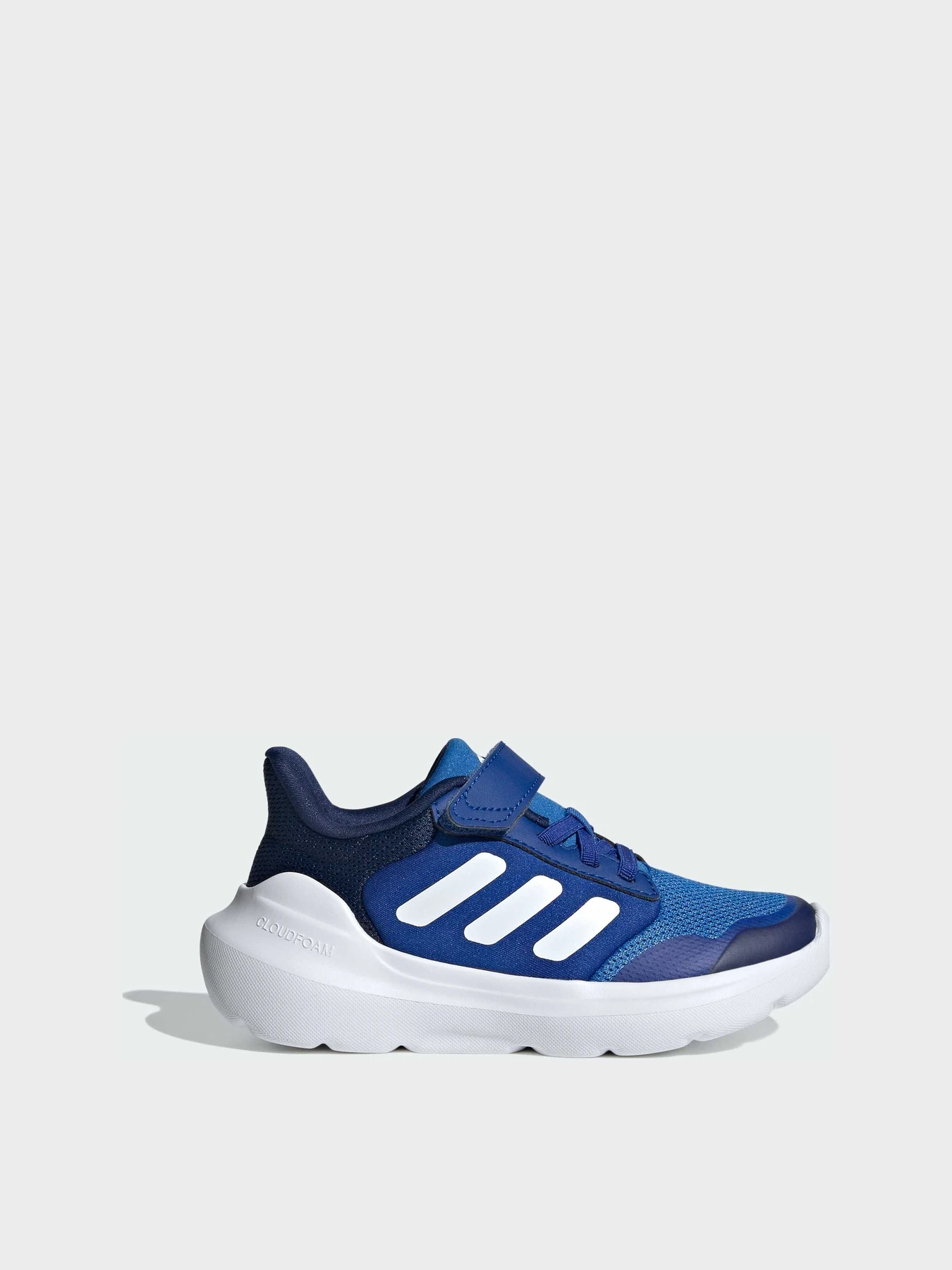 Кроссовки Adidas модель IE5989 Кроссовки Adidas модель IE5989 Фото