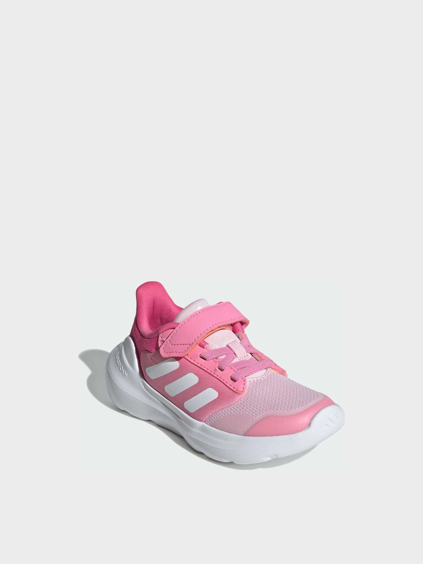 Кроссовки Adidas модель IE5990 Кроссовки Adidas модель IE5990 Фото