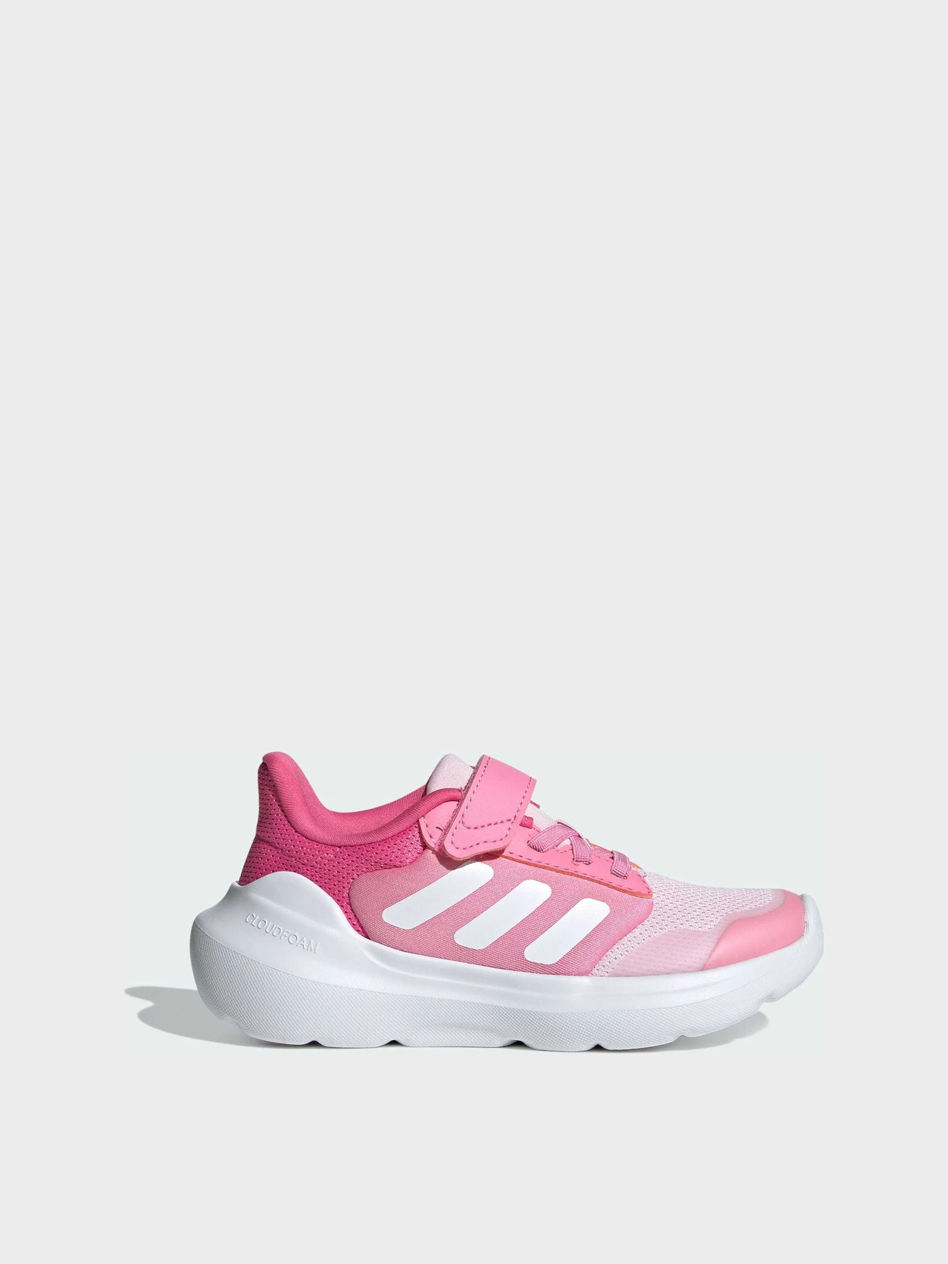 Кроссовки Adidas модель IE5990 Кроссовки Adidas модель IE5990 Фото