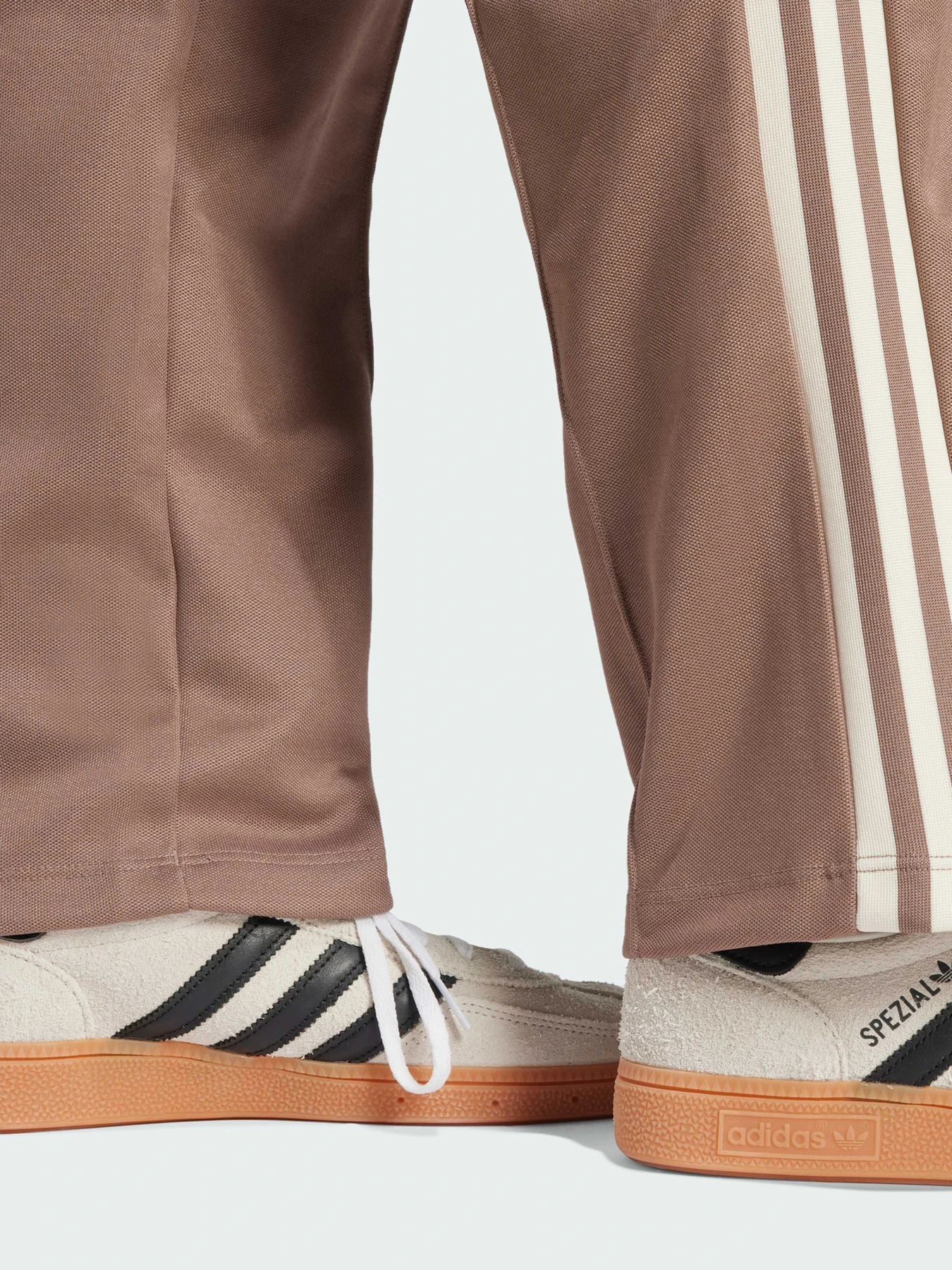 Брюки Adidas Adicolor модель JC5792 Фото