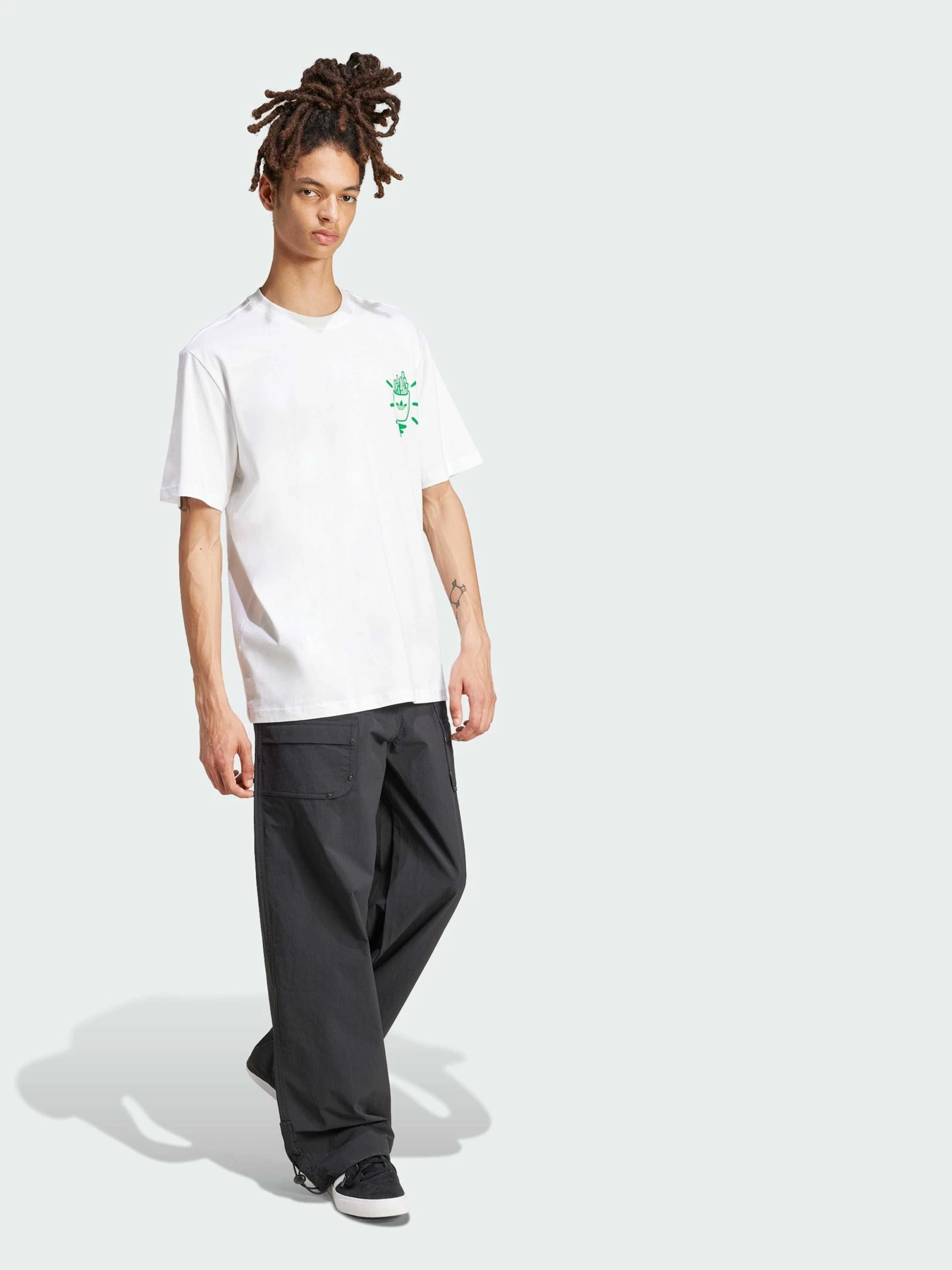 Футболки і поло Adidas Graphics модель JD0677 Футболки і поло Adidas Graphics модель JD0677 Фото