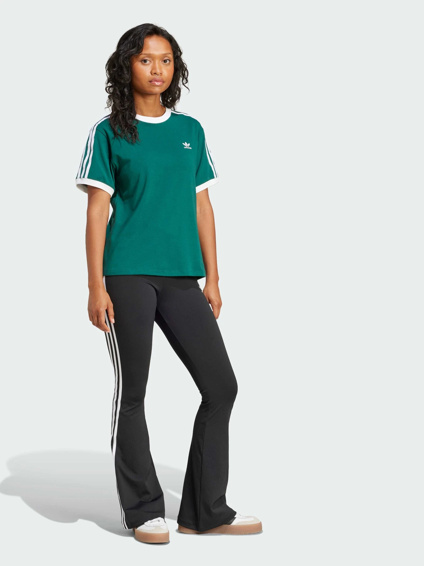 Футболки и поло Adidas Adicolor модель JD4571 Футболки и поло Adidas Adicolor модель JD4571 Фото