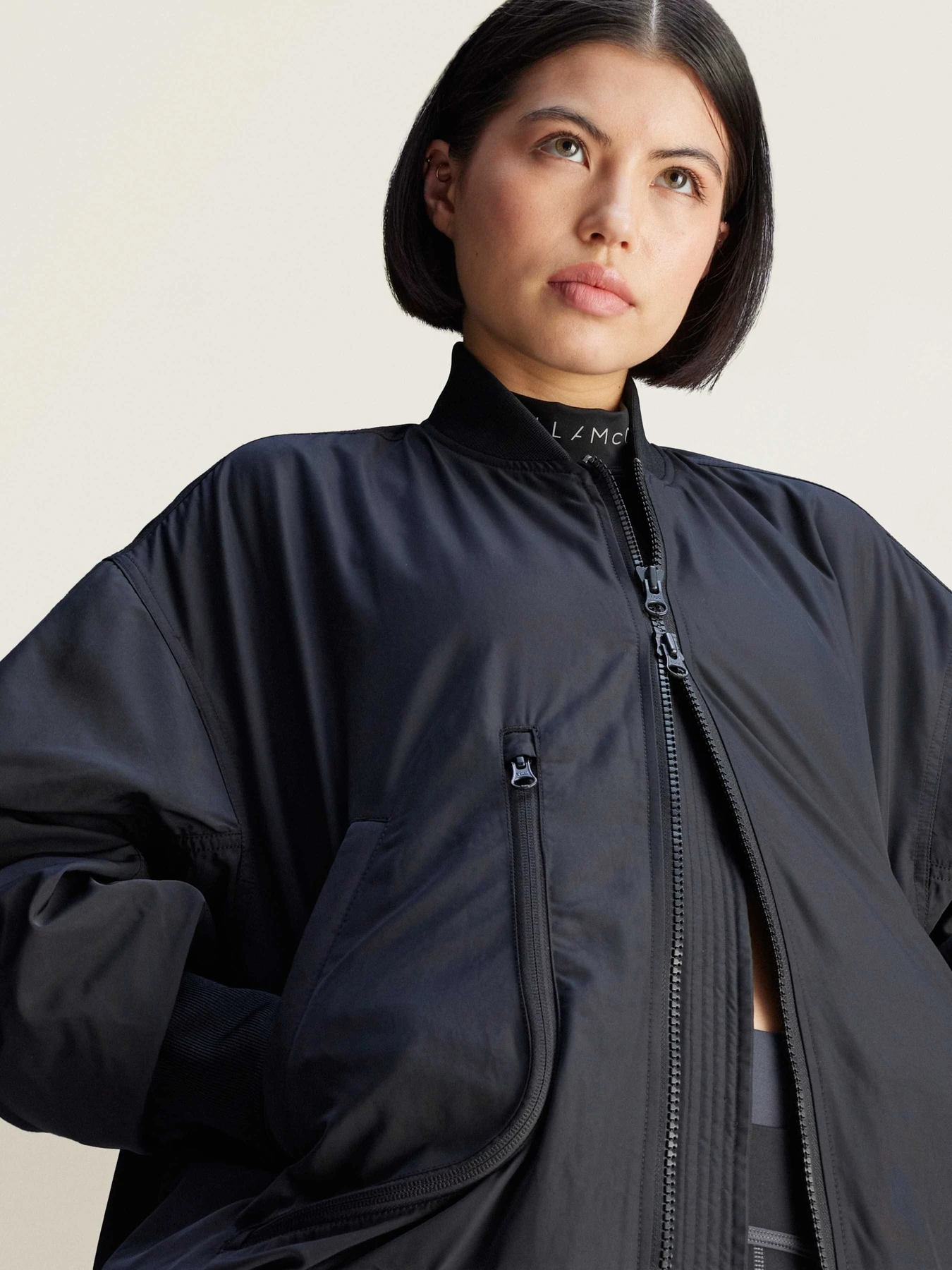 Куртки та дублянки Adidas модель JF8466 Фото