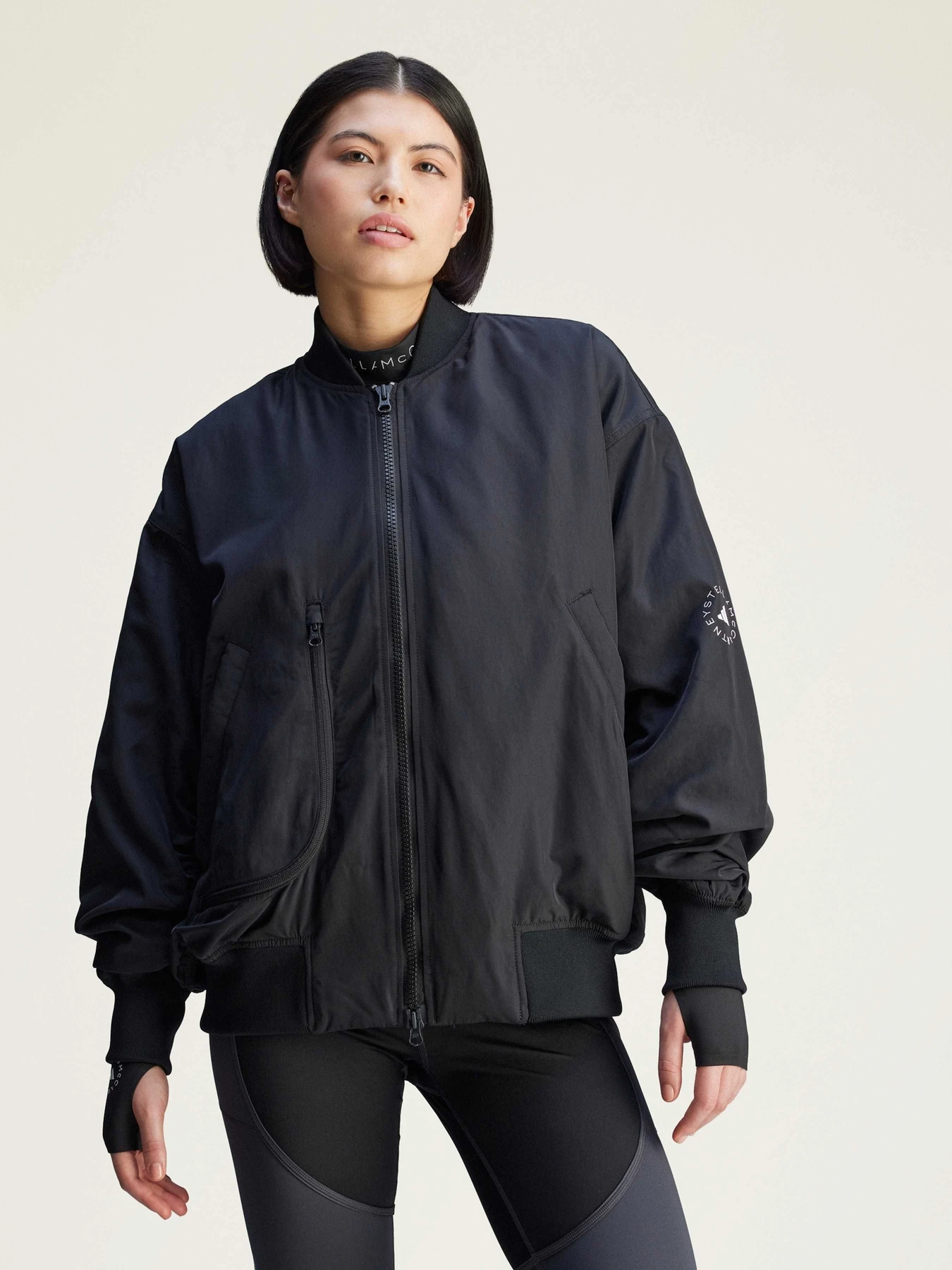 Куртки та дублянки Adidas модель JF8466 Фото