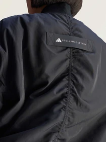 Куртки та дублянки Adidas модель JF8466 Фото