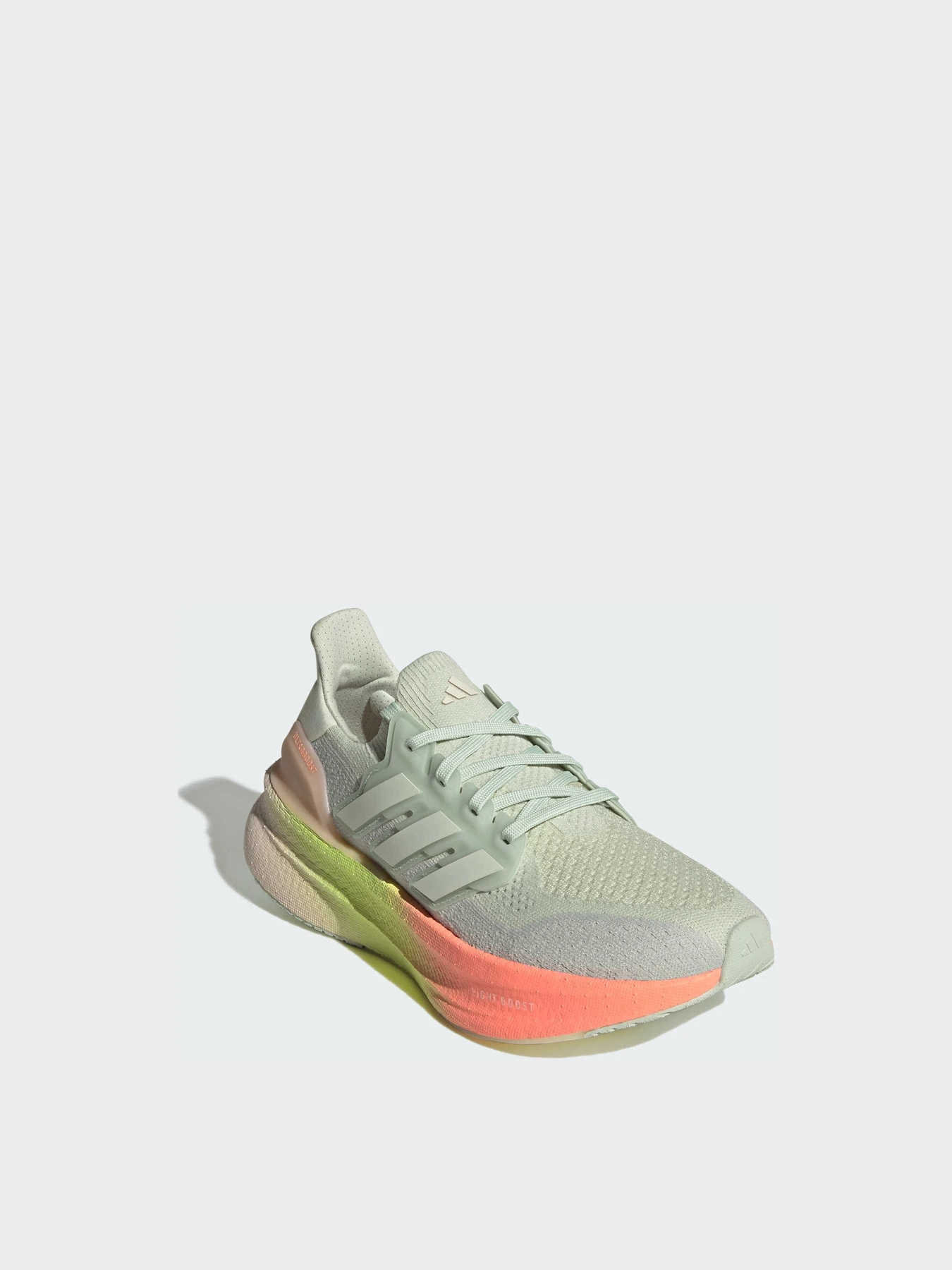 Кроссовки Adidas Ultraboost модель JH9052 Фото
