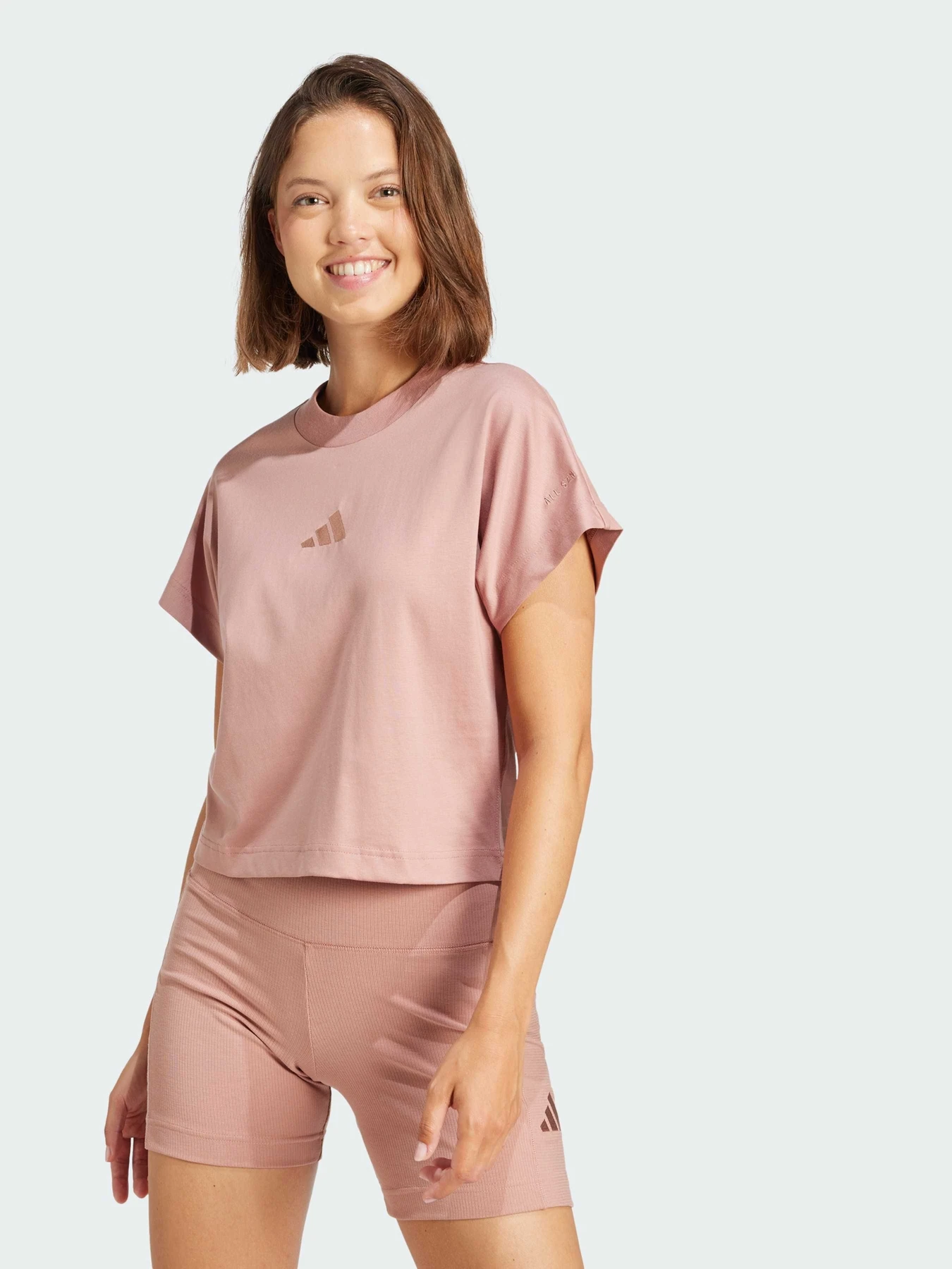 Футболки и поло Adidas модель JJ1237 Футболки и поло Adidas модель JJ1237 Фото