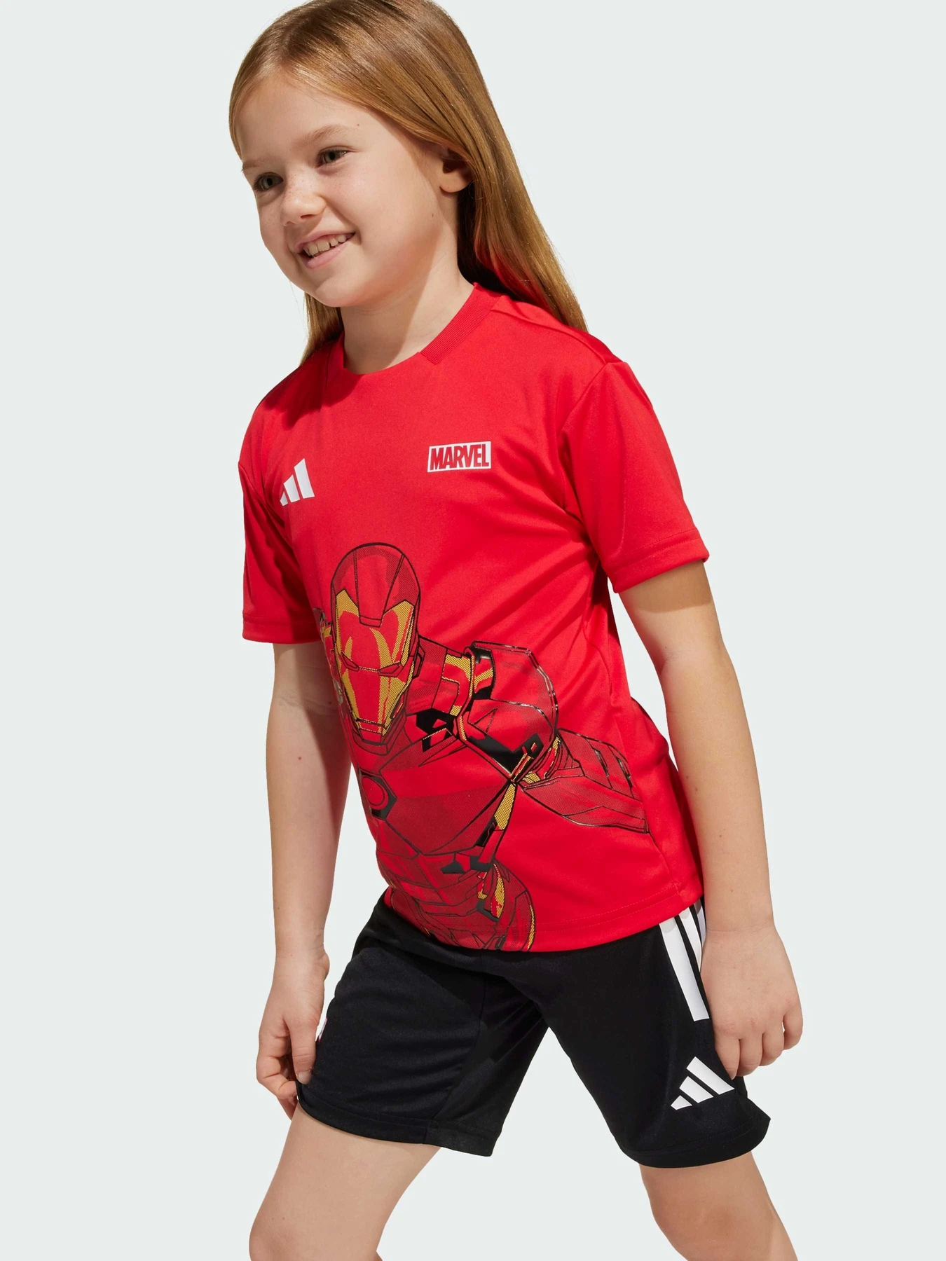 Костюмы Adidas Marvel модель JF3656 Костюмы Adidas Marvel модель JF3656 Фото