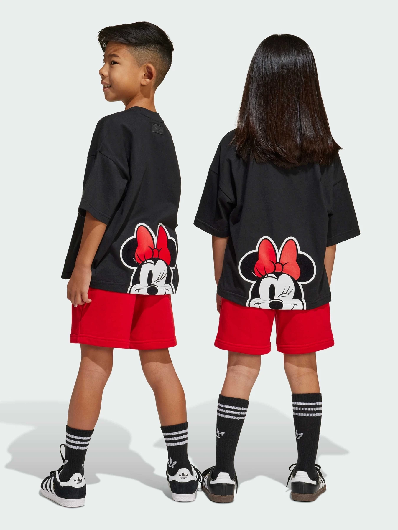 Костюмы Adidas x Disney модель JD0639 Костюмы Adidas x Disney модель JD0639 Фото
