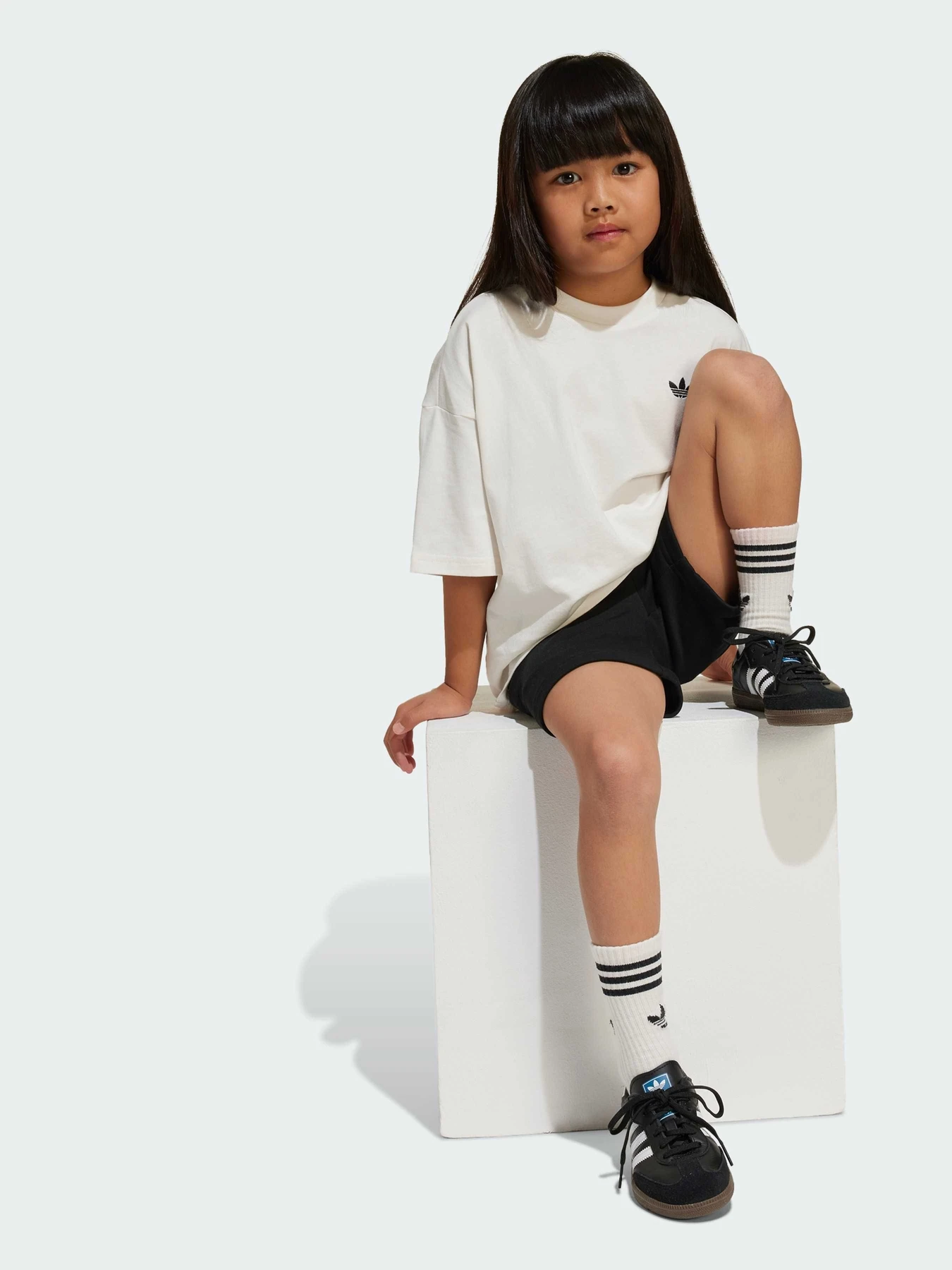 Костюмы Adidas x Disney модель JD3105 Фото