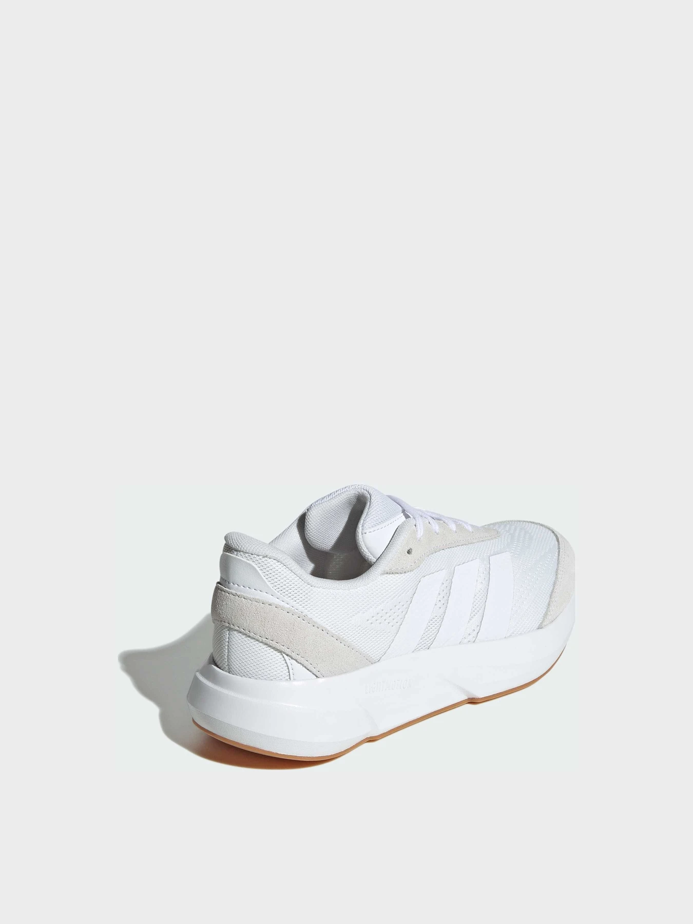Кроссовки Adidas модель JH9326 Кроссовки Adidas модель JH9326 Фото