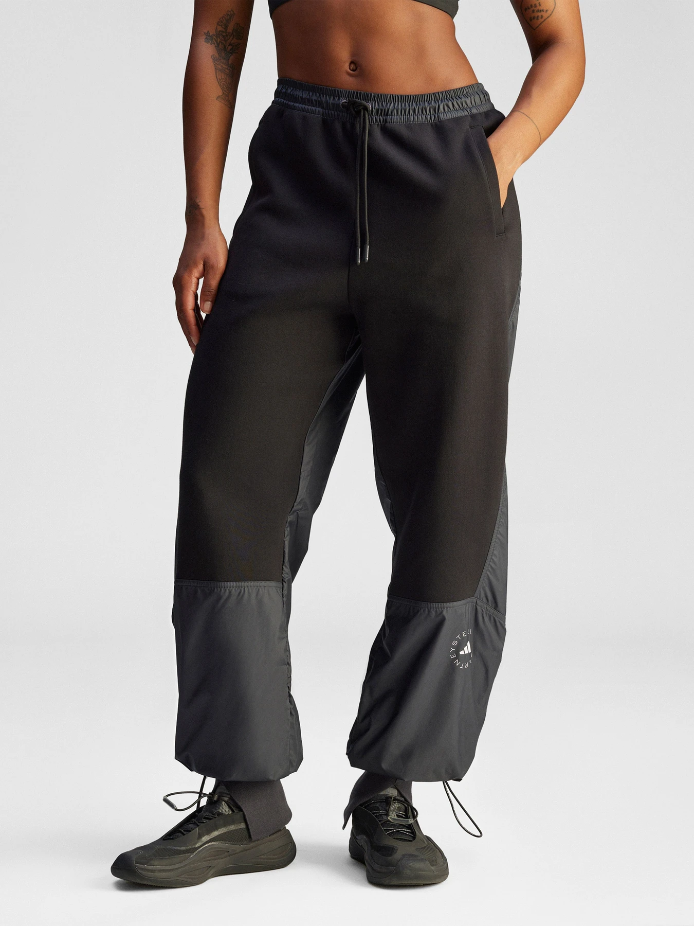 Брюки Adidas модель JG5782 Брюки Adidas модель JG5782 Фото