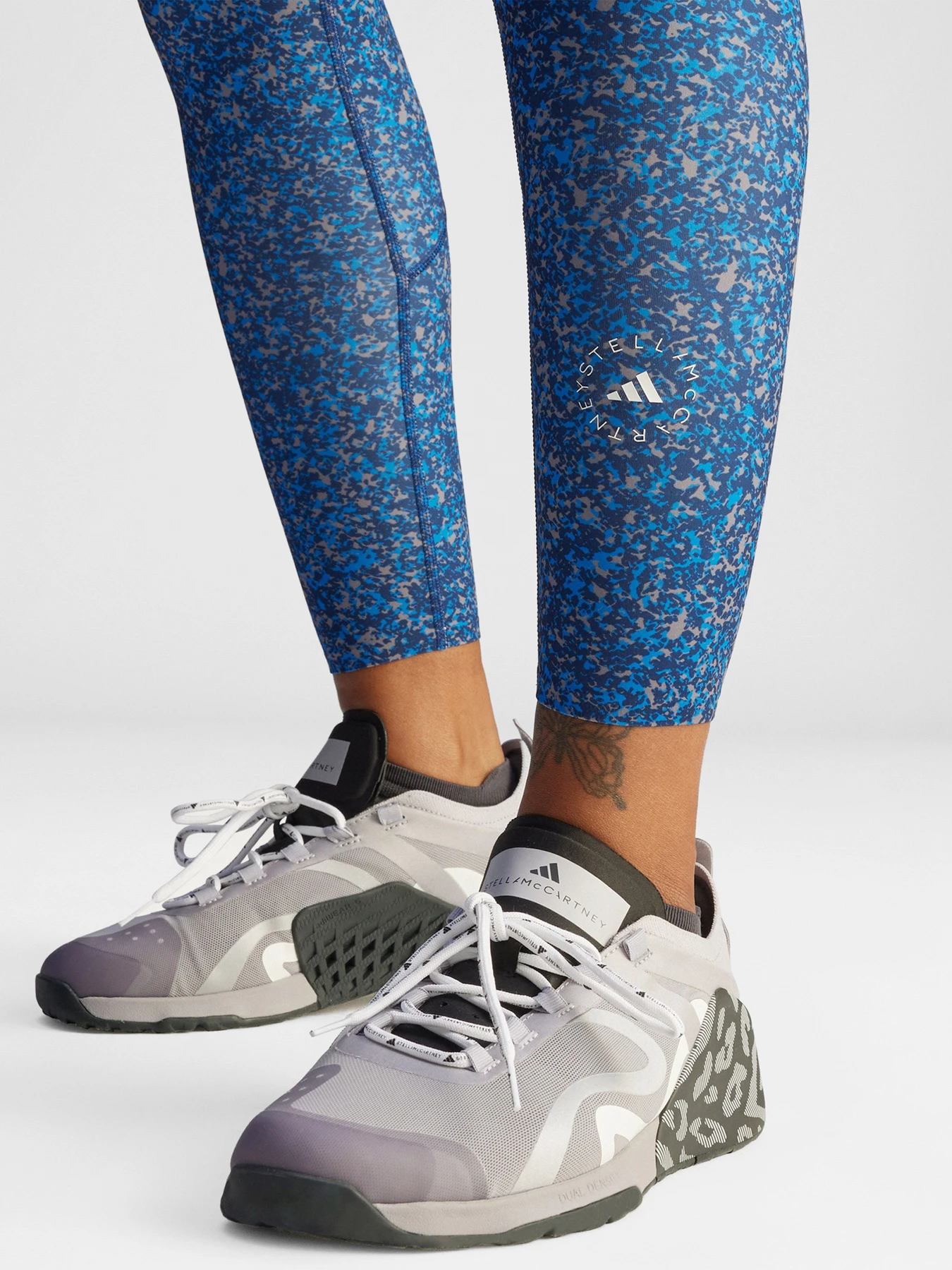 Брюки Adidas модель JF8483 Брюки Adidas модель JF8483 Фото