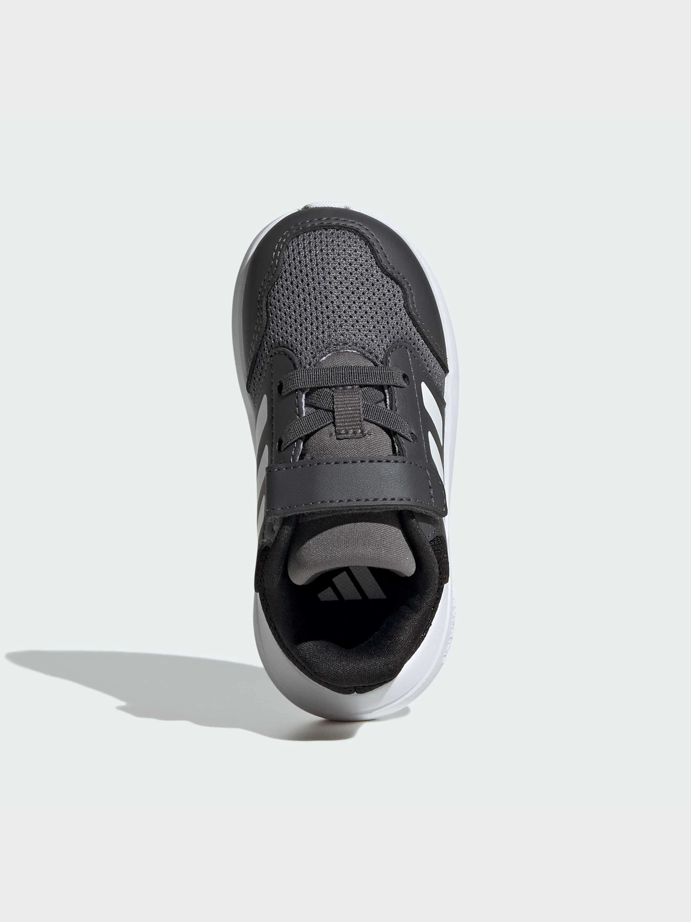 Кроссовки Adidas модель IE6013 Фото