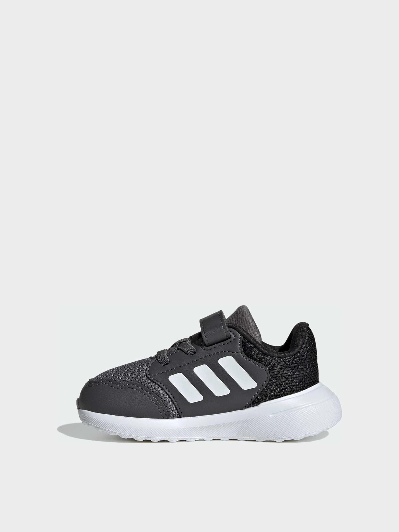Кроссовки Adidas модель IE6013 Фото