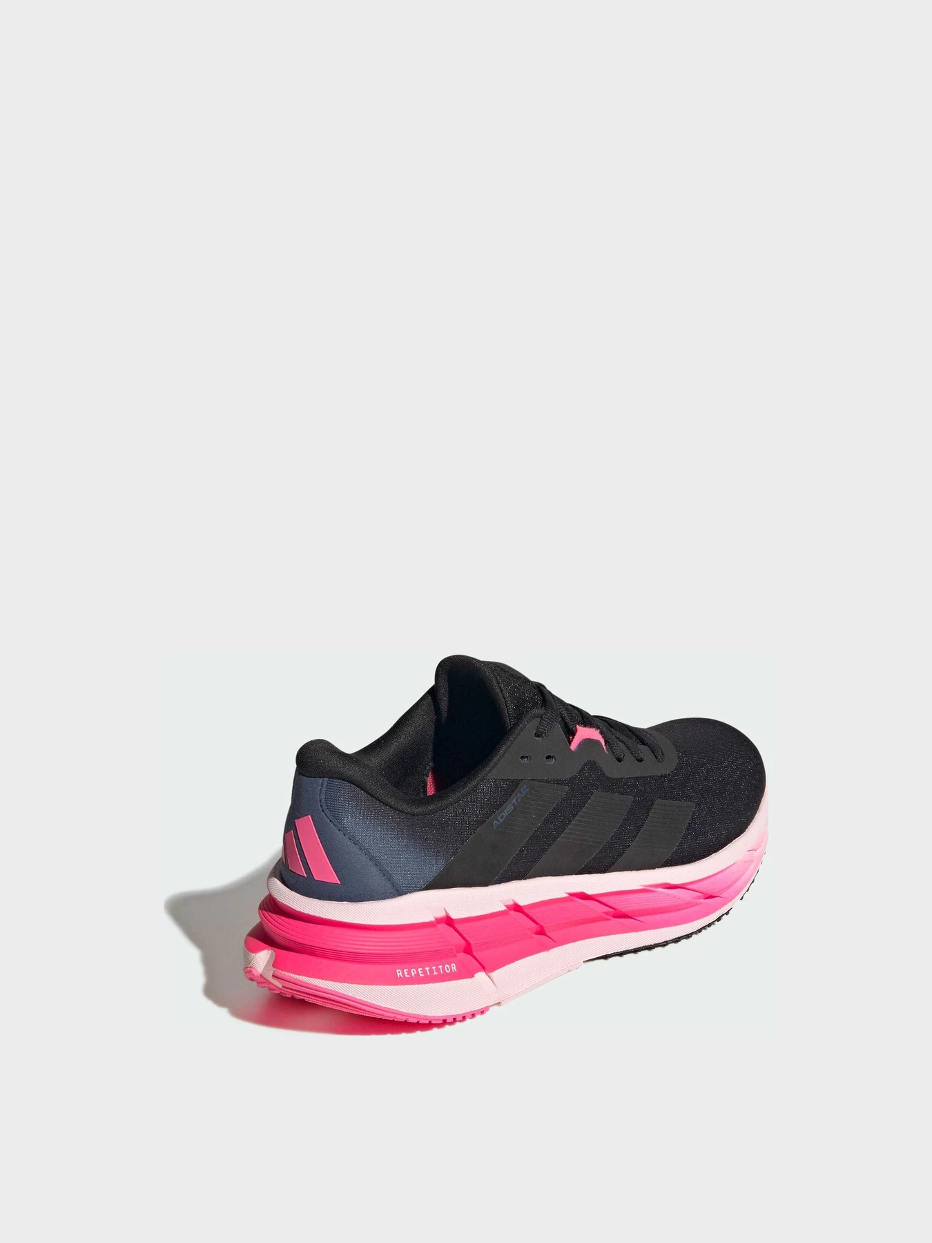 Кроссовки Adidas модель JI1230 Кроссовки Adidas модель JI1230 Фото