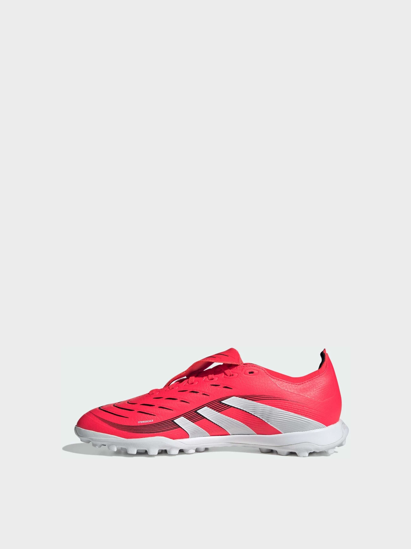 Кроссовки Adidas Predator модель JS0384 Кроссовки Adidas Predator модель JS0384 Фото
