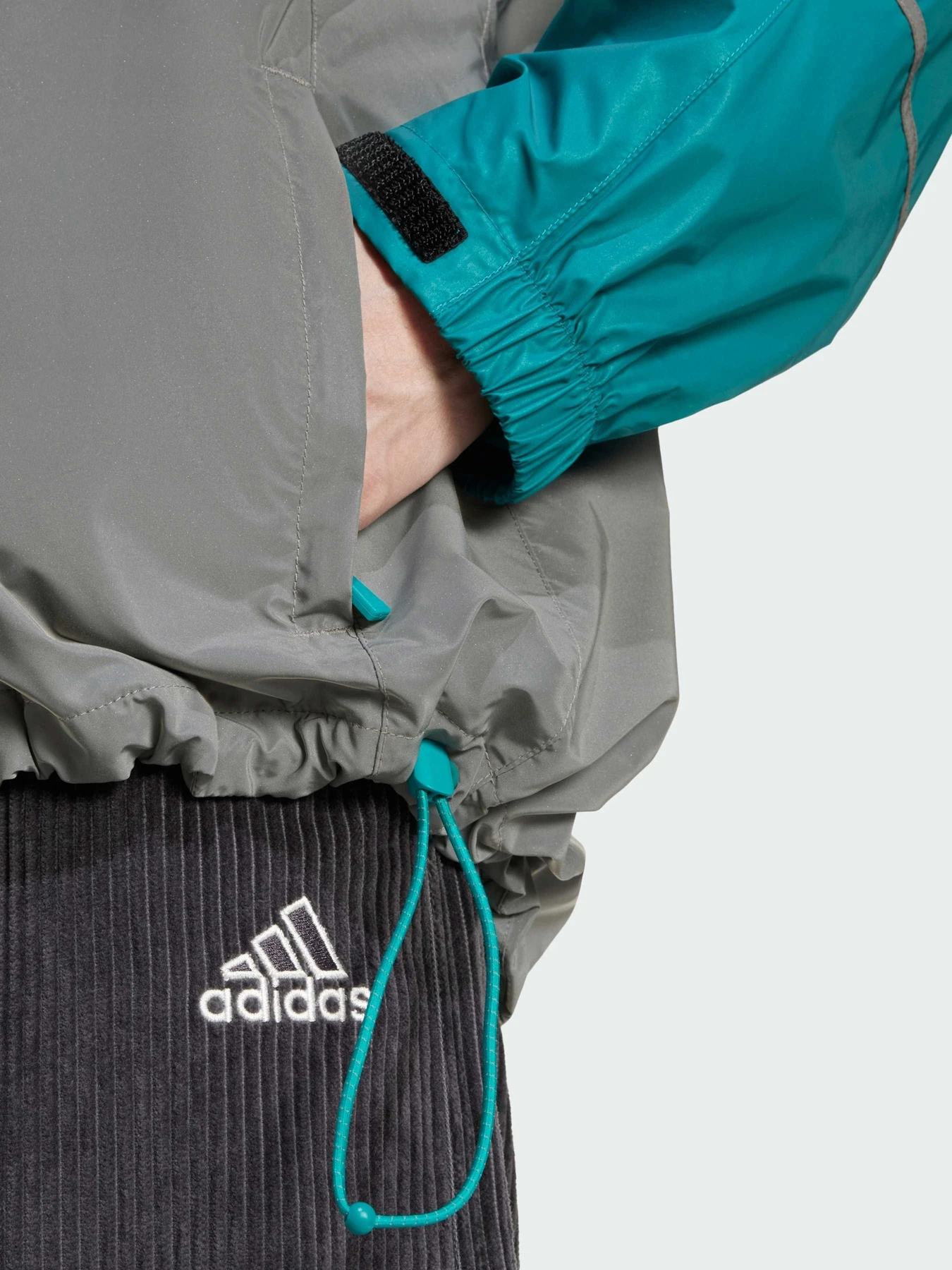 Куртки и дубленки Adidas EQT модель JC8228 Фото