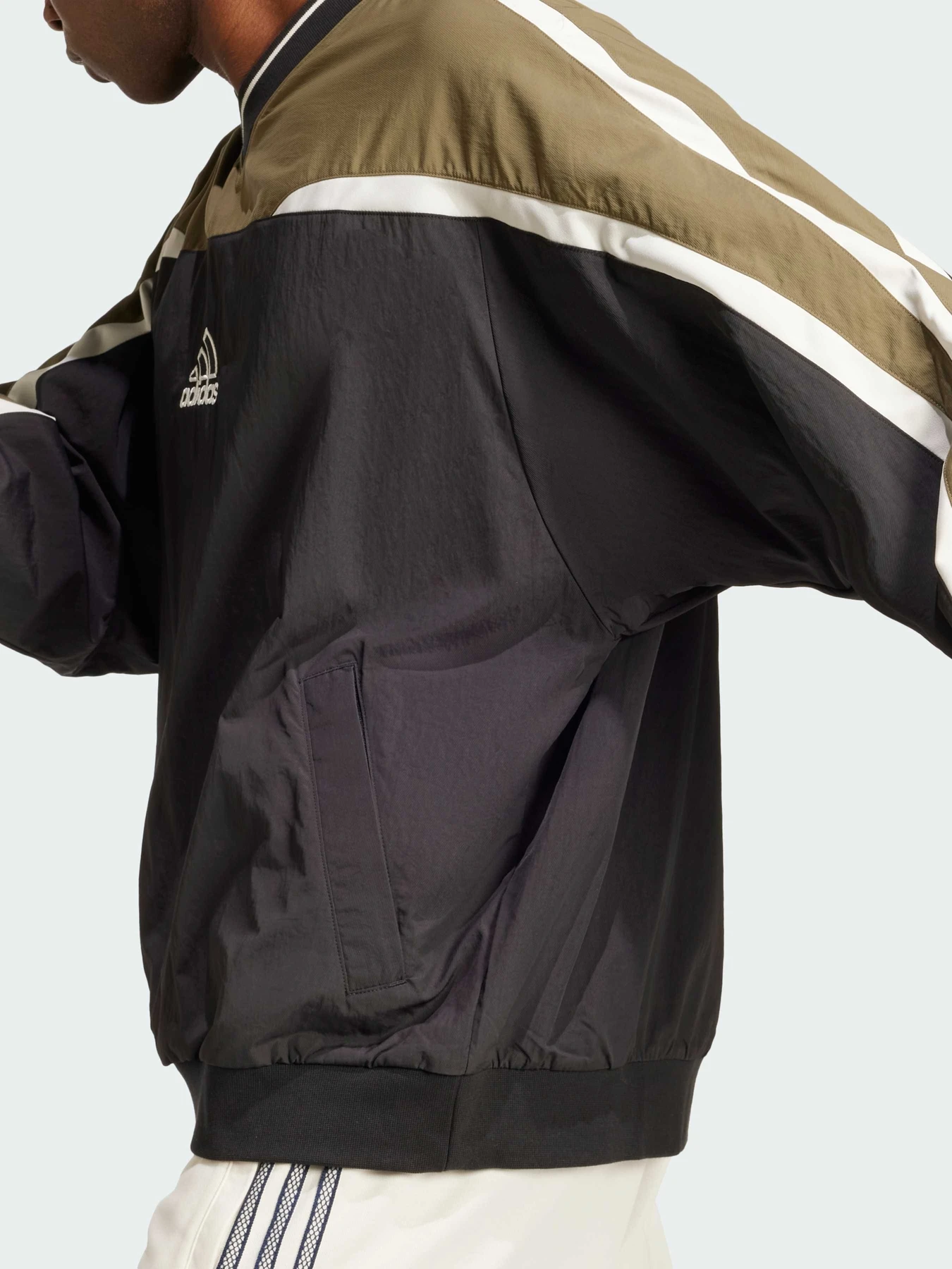 Худі та світшоти Adidas модель JD5395 Фото