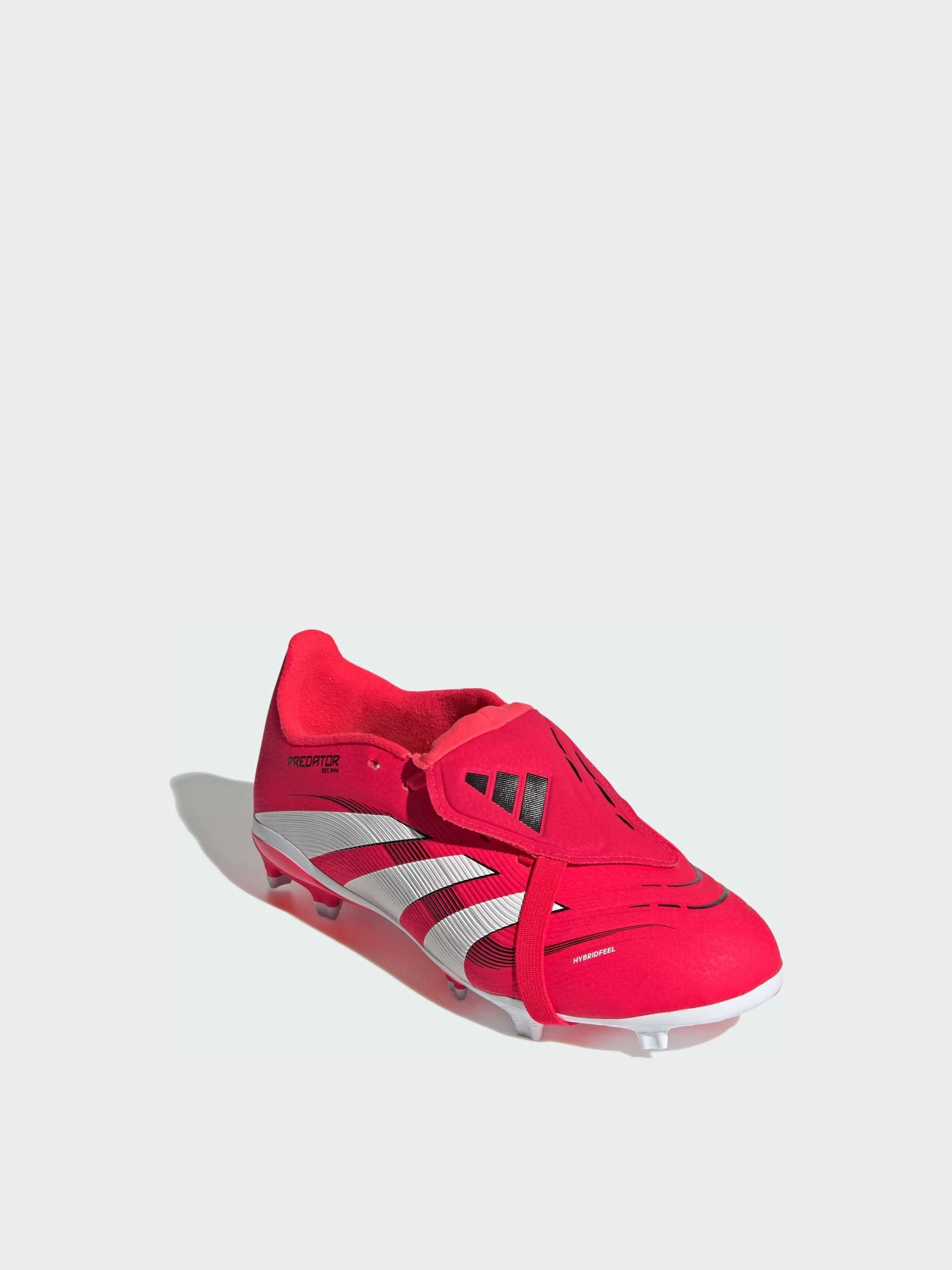 Кроссовки Adidas Predator модель ID3830 Кроссовки Adidas Predator модель ID3830 Фото