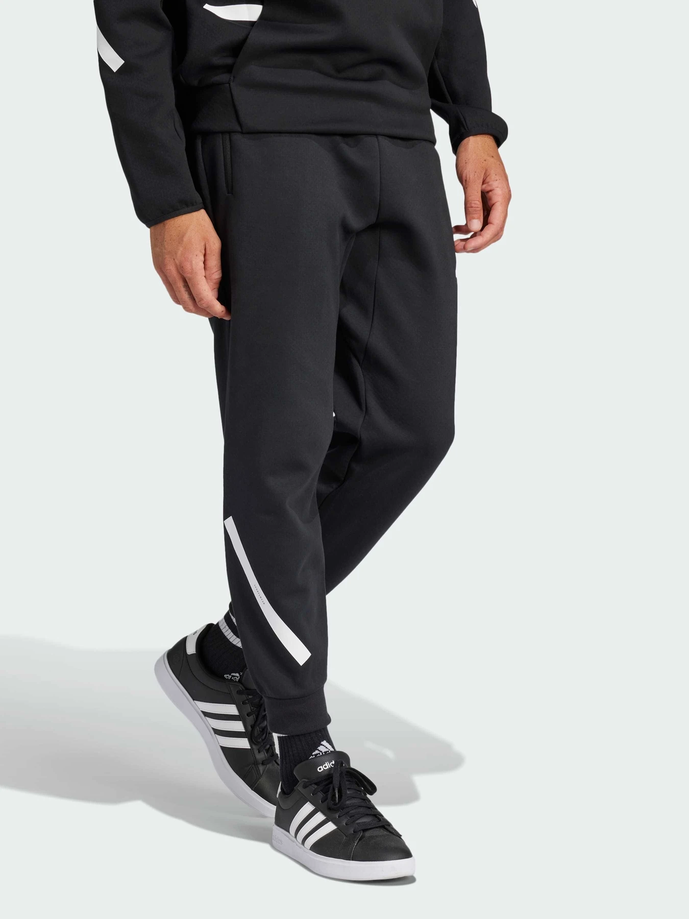 Брюки Adidas ZNE модель JD5983 Фото