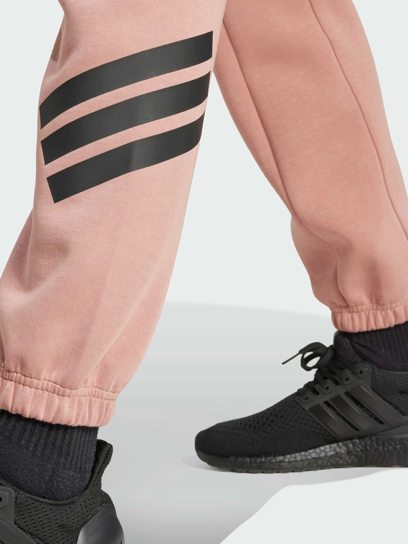 Брюки Adidas 3 Stripes модель JE0160 Фото