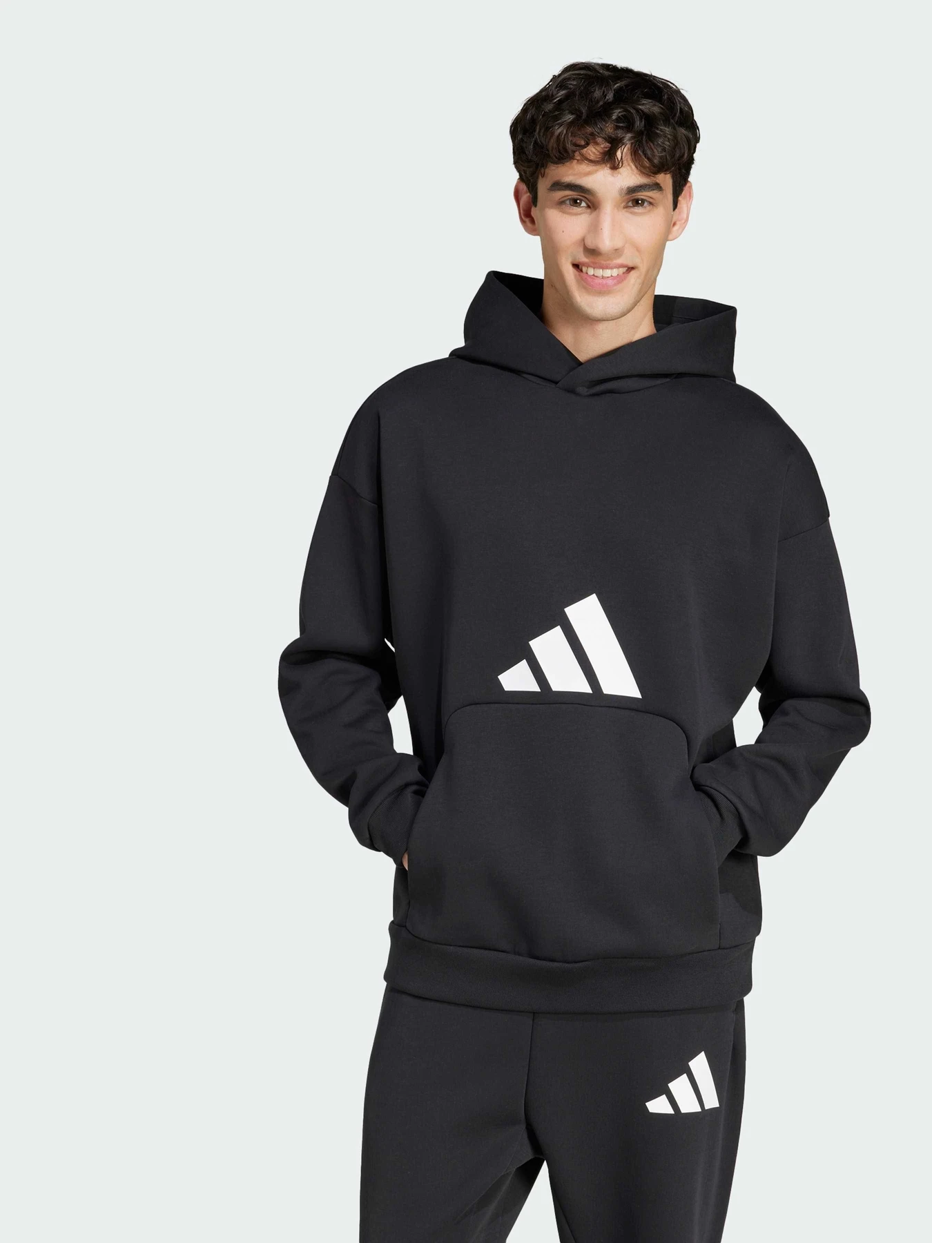 Худи и свитшоты Adidas модель JI8769 Худи и свитшоты Adidas модель JI8769 Фото